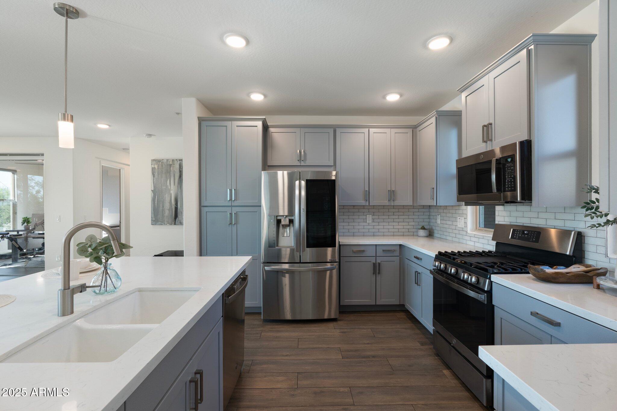 5100 E RANCHO PALOMA Drive, 1044