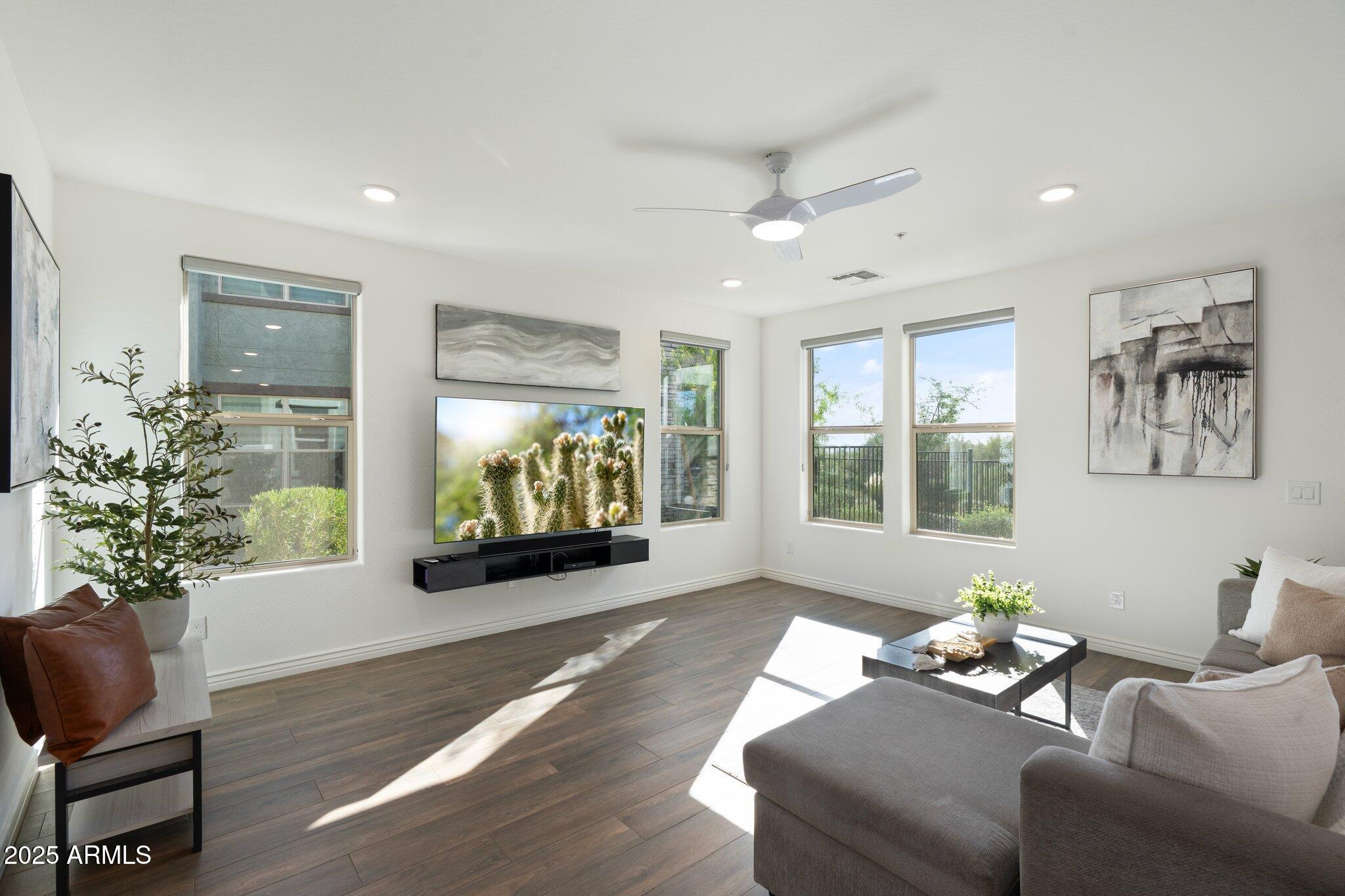 5100 E RANCHO PALOMA Drive, 1044