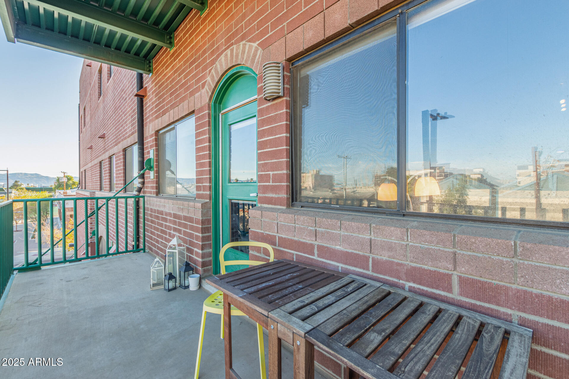 424 S 2ND Street, 203