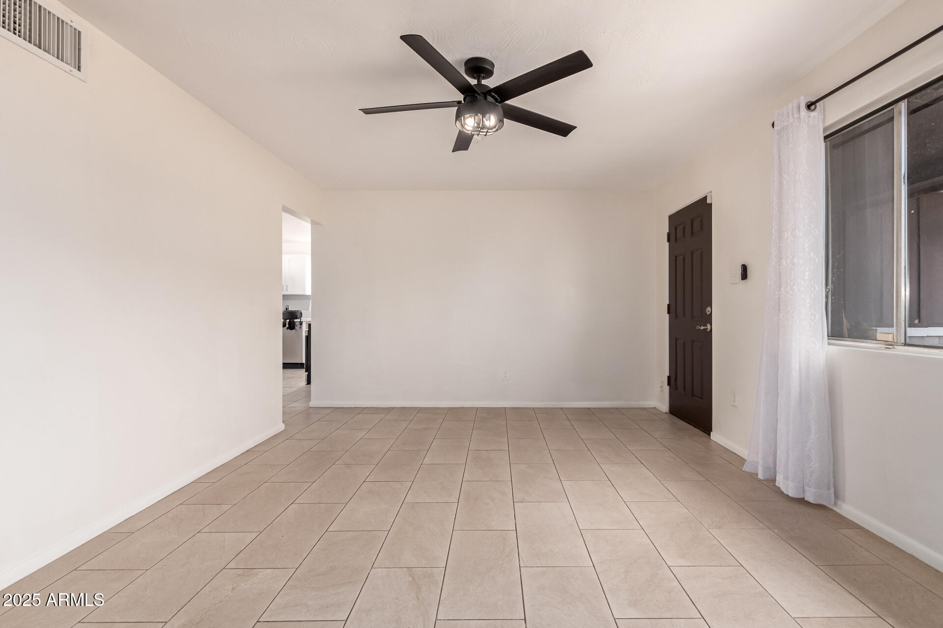 1407 E EL CAMINO Drive