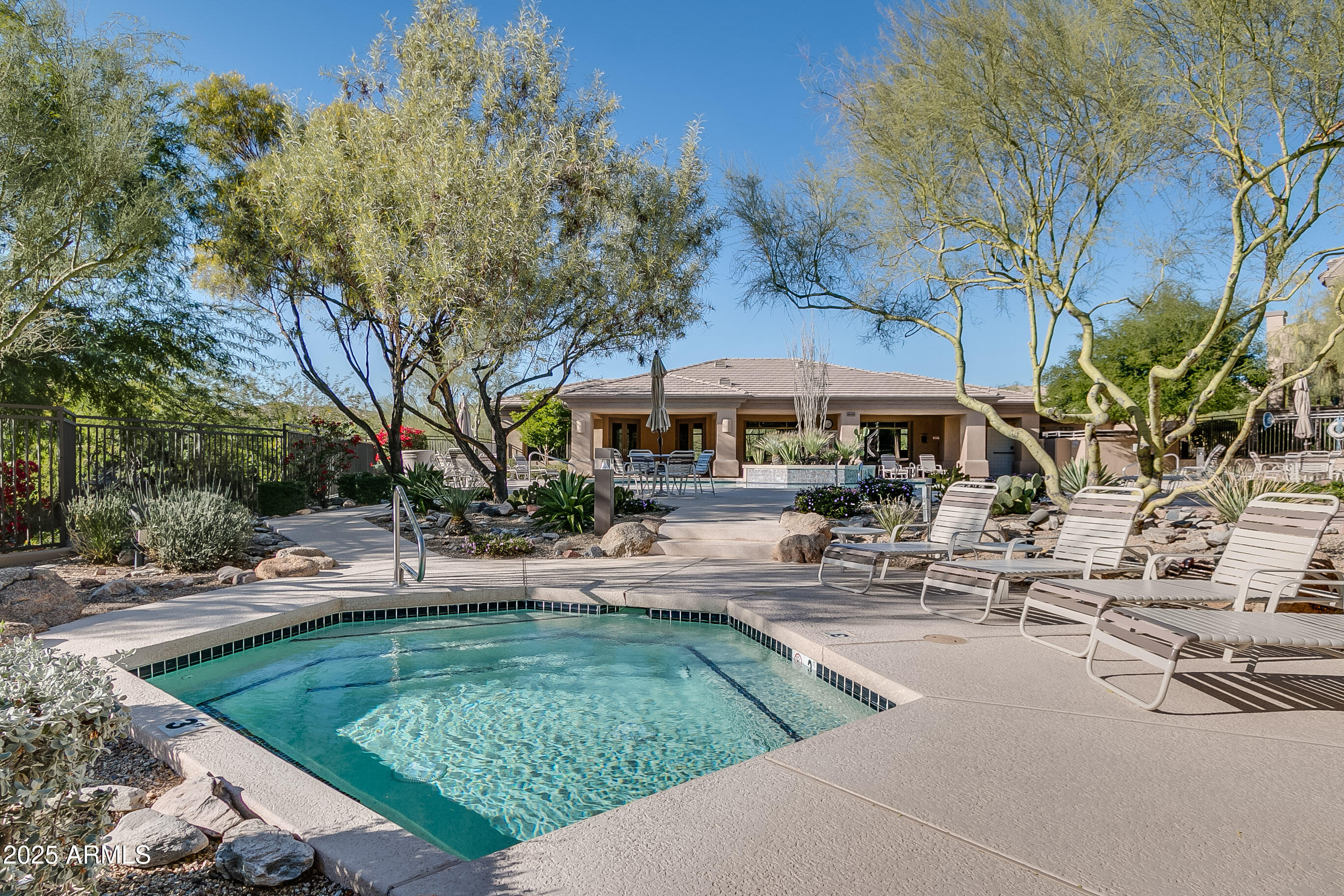 16420 N THOMPSON PEAK Parkway, 2036