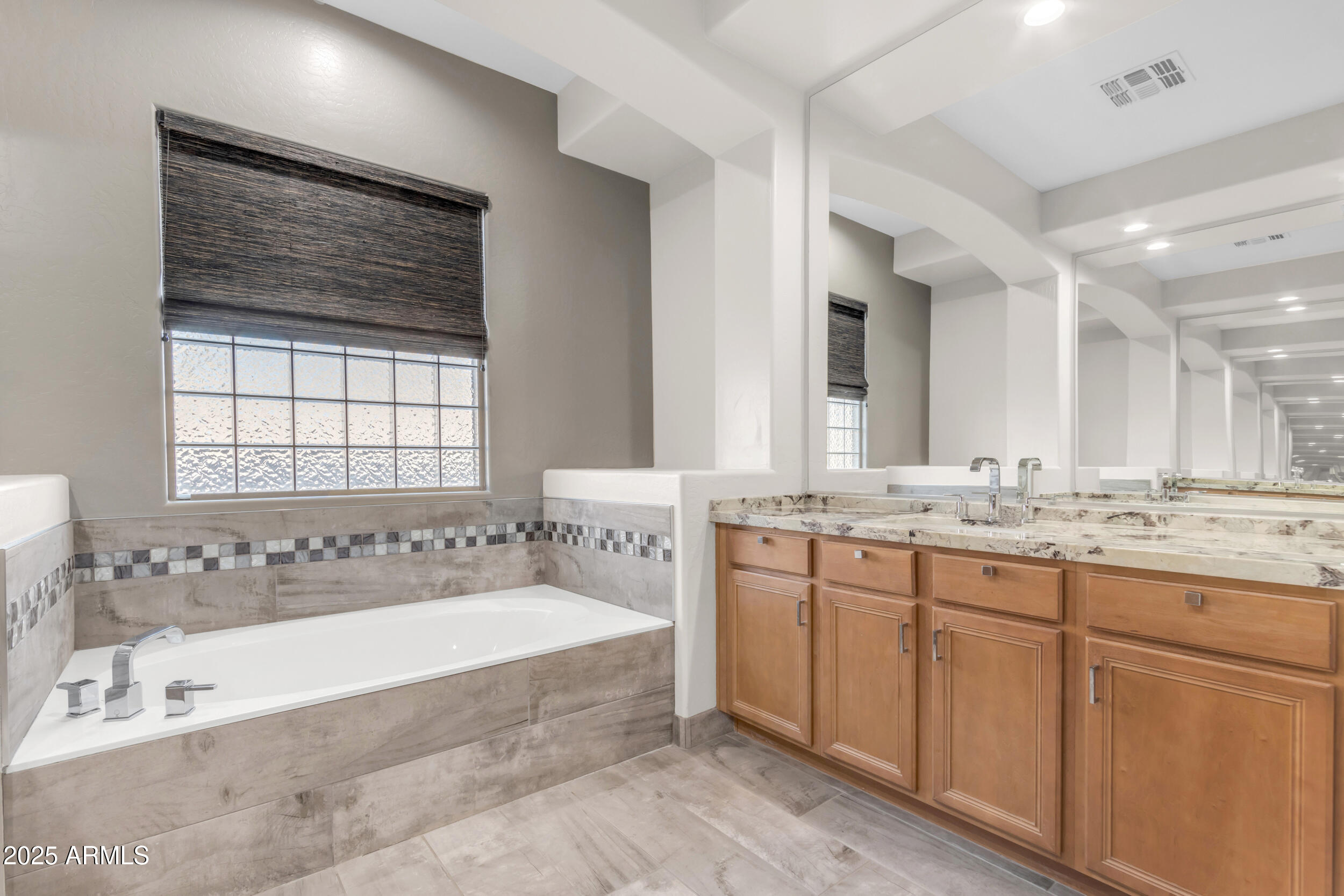 2547 S Santa Rita Way