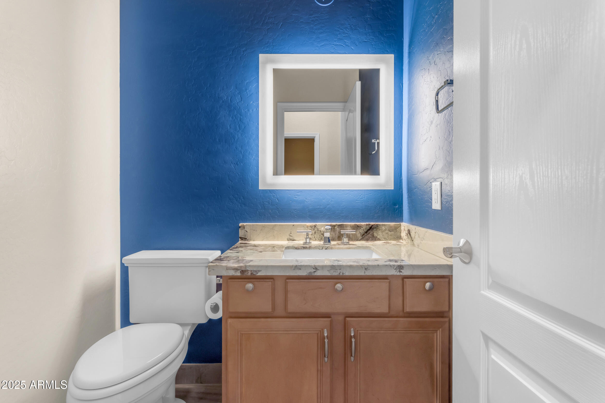 2547 S Santa Rita Way