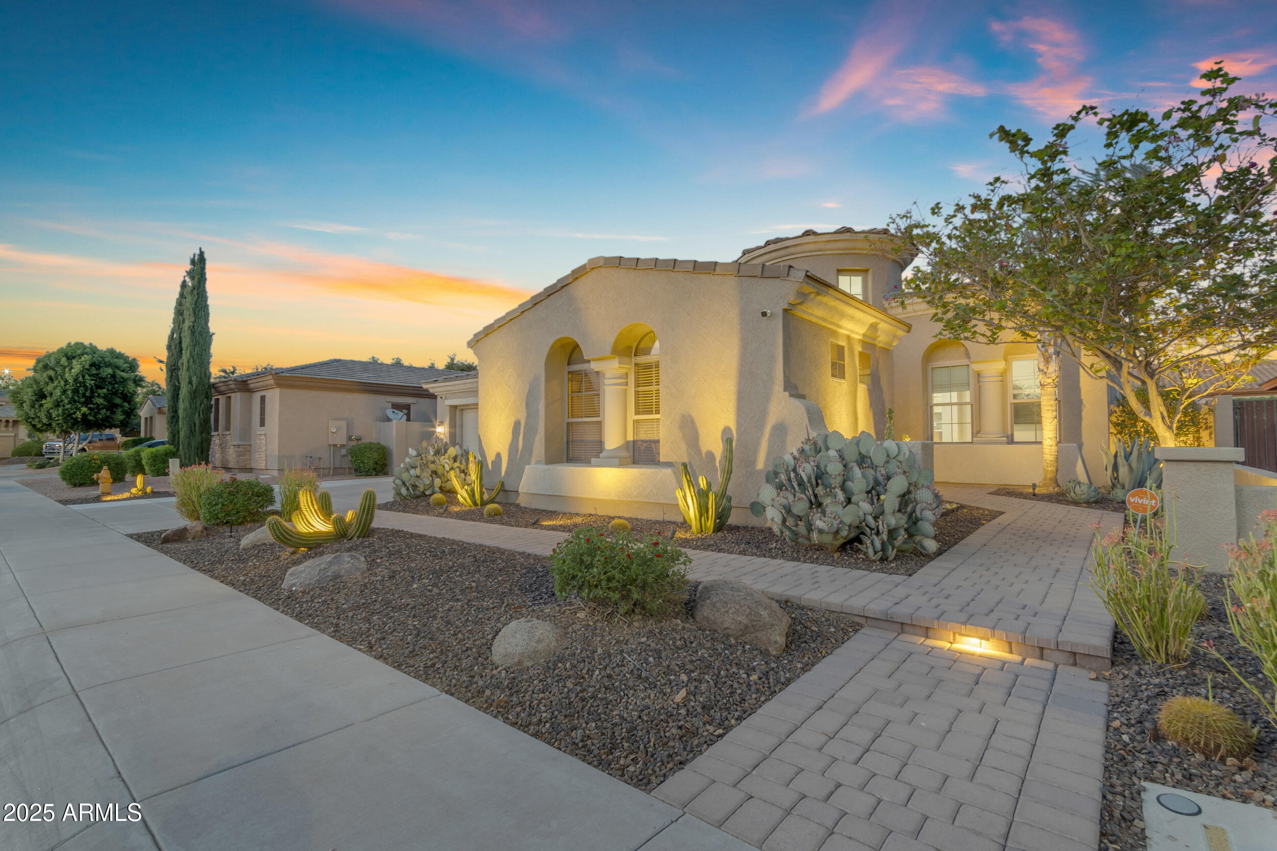 2547 S Santa Rita Way