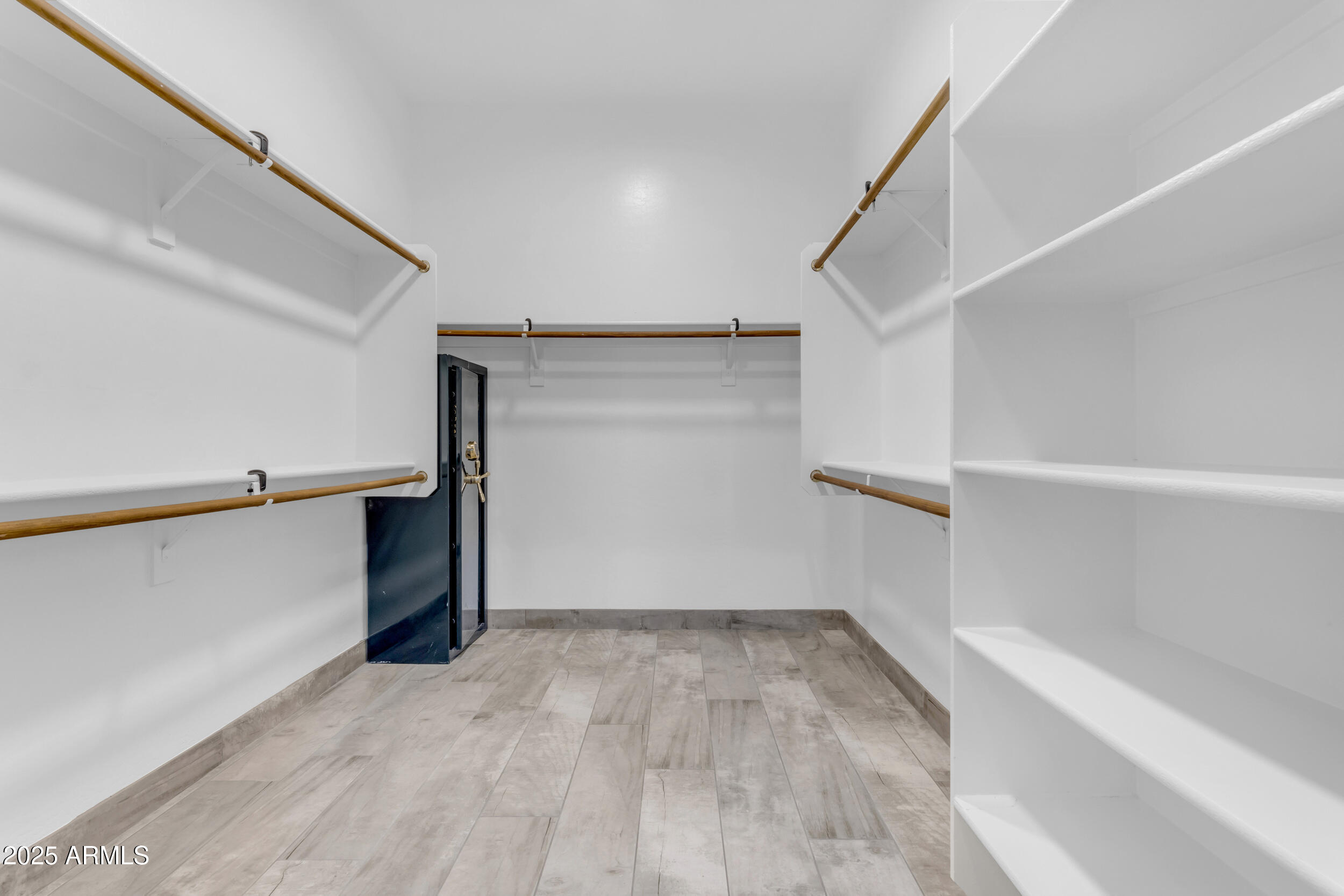 2547 S Santa Rita Way