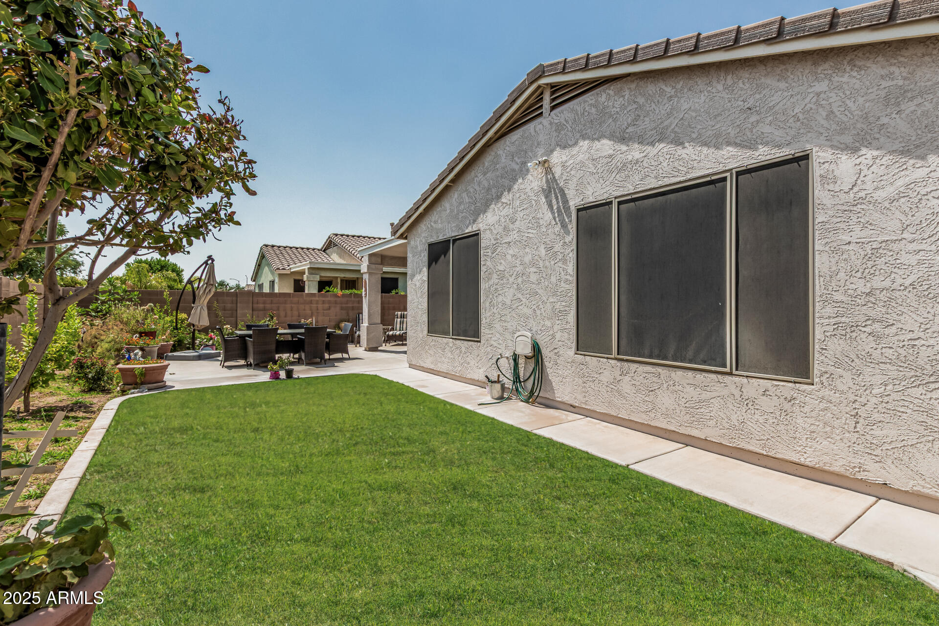 9185 W CLARA Lane