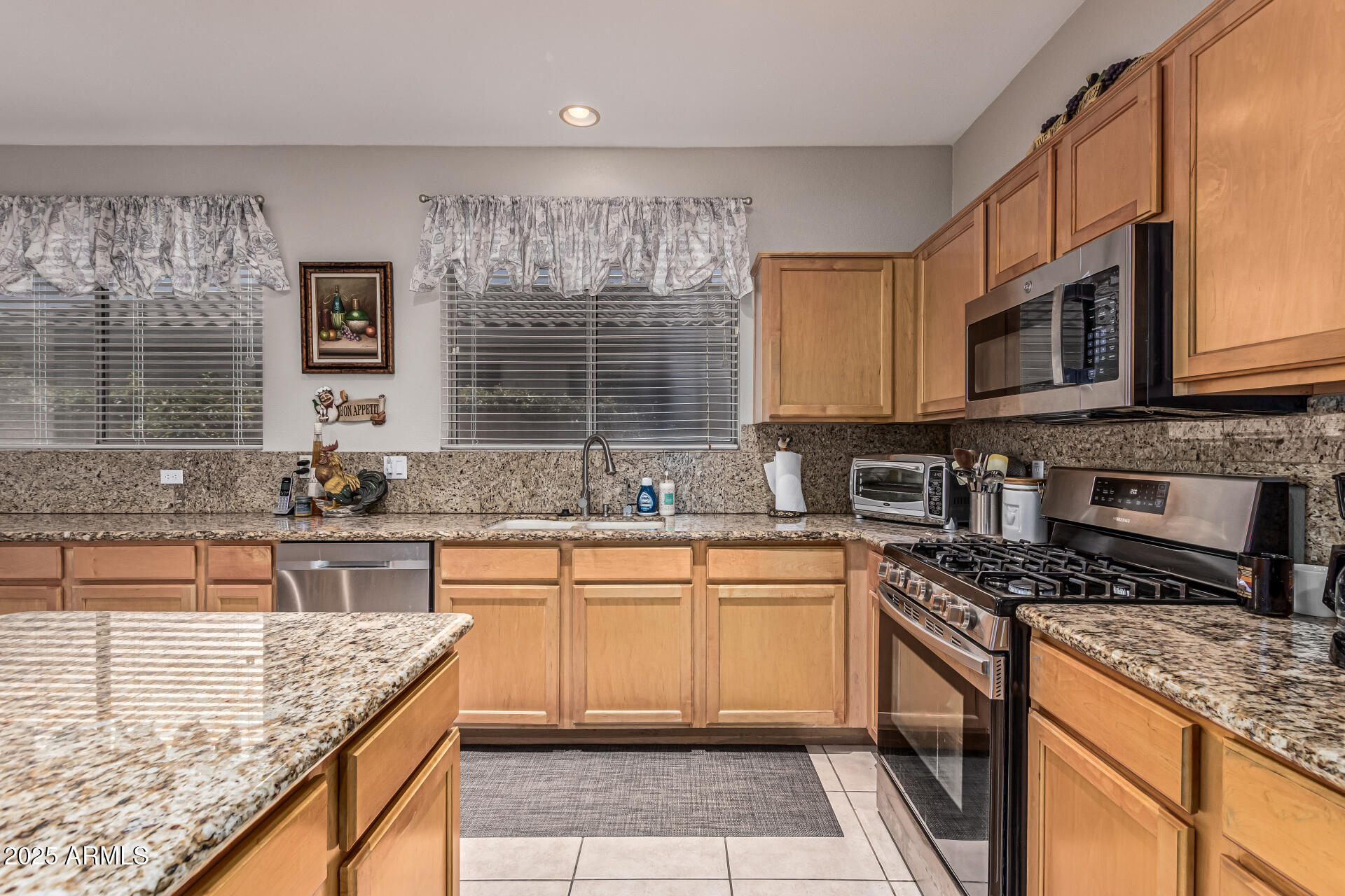 9185 W CLARA Lane