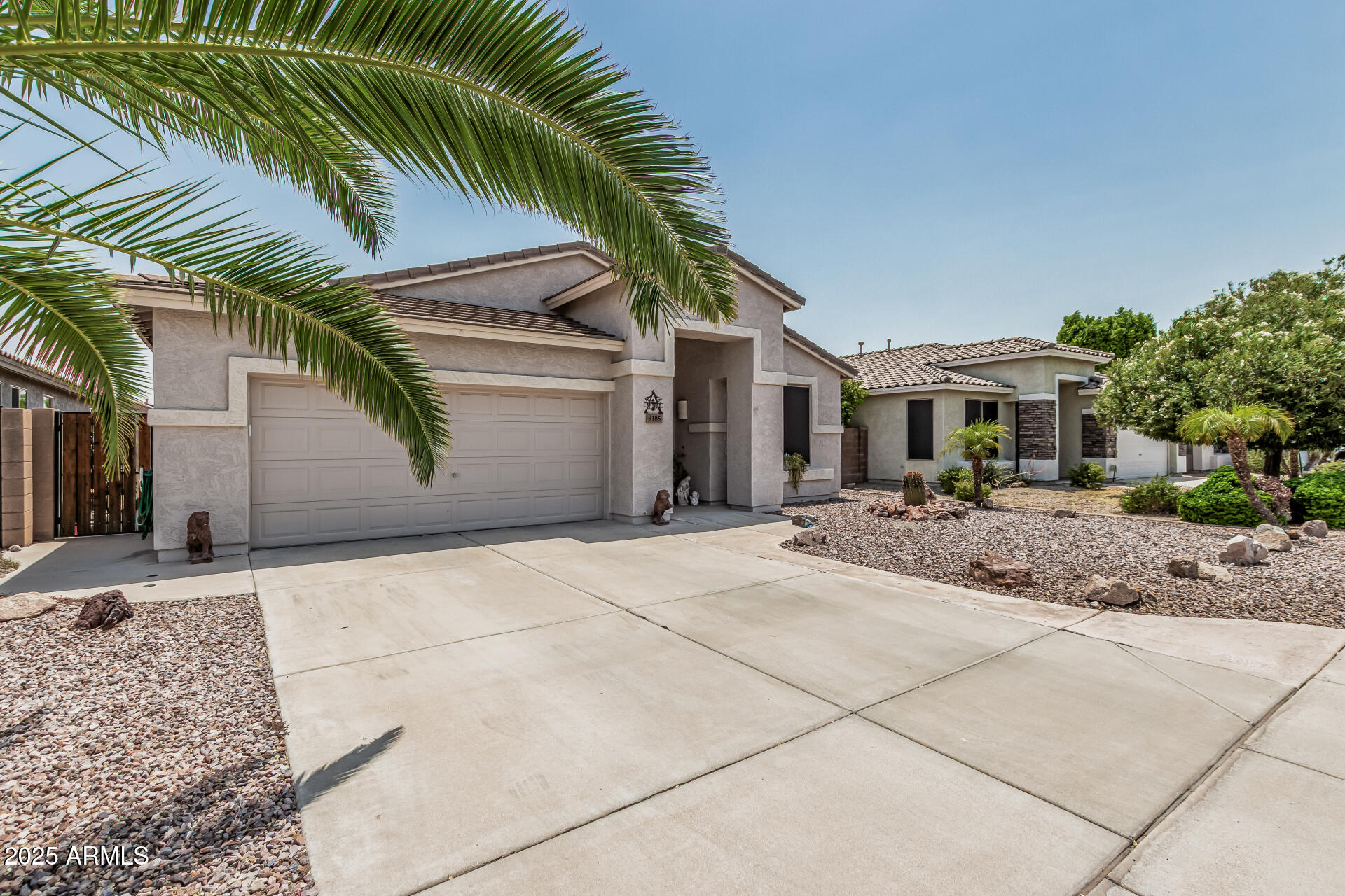 9185 W CLARA Lane