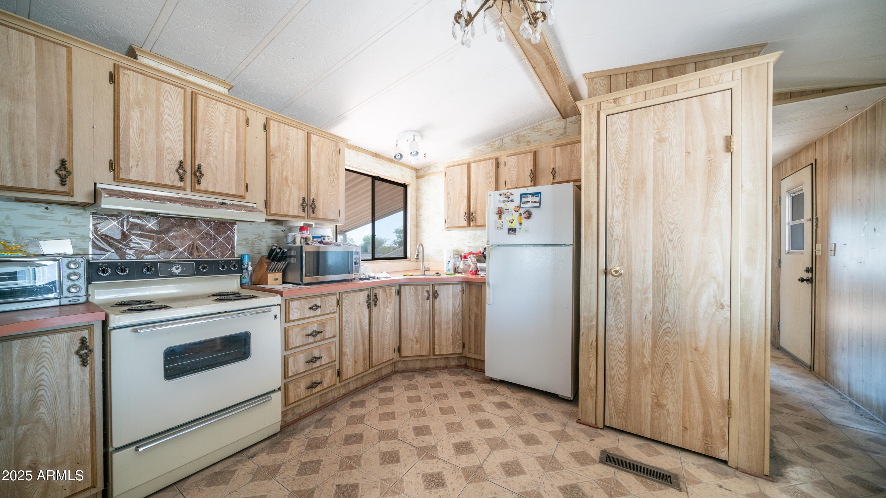 345 S 58TH Street, 31