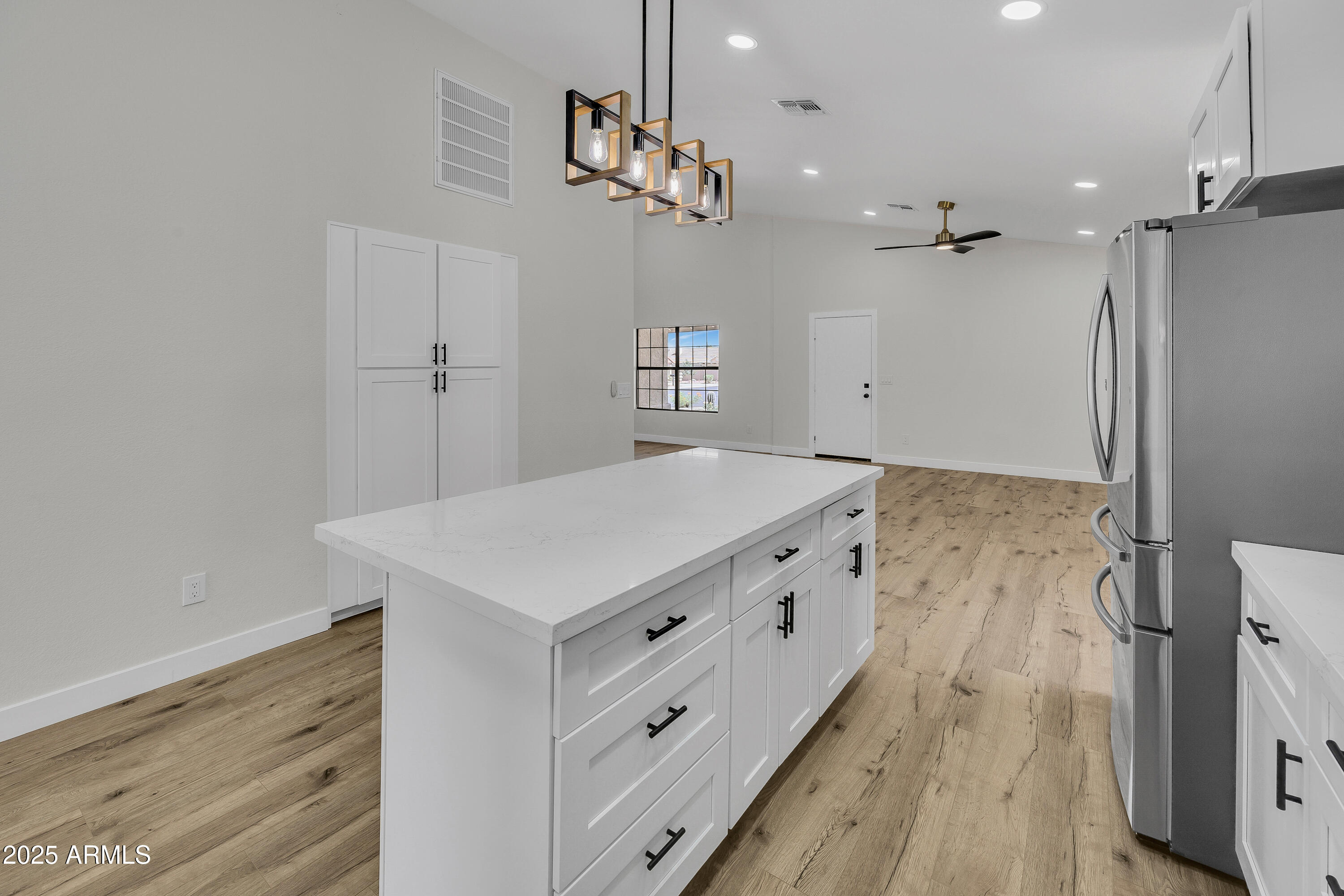 3926 E COCONINO Street