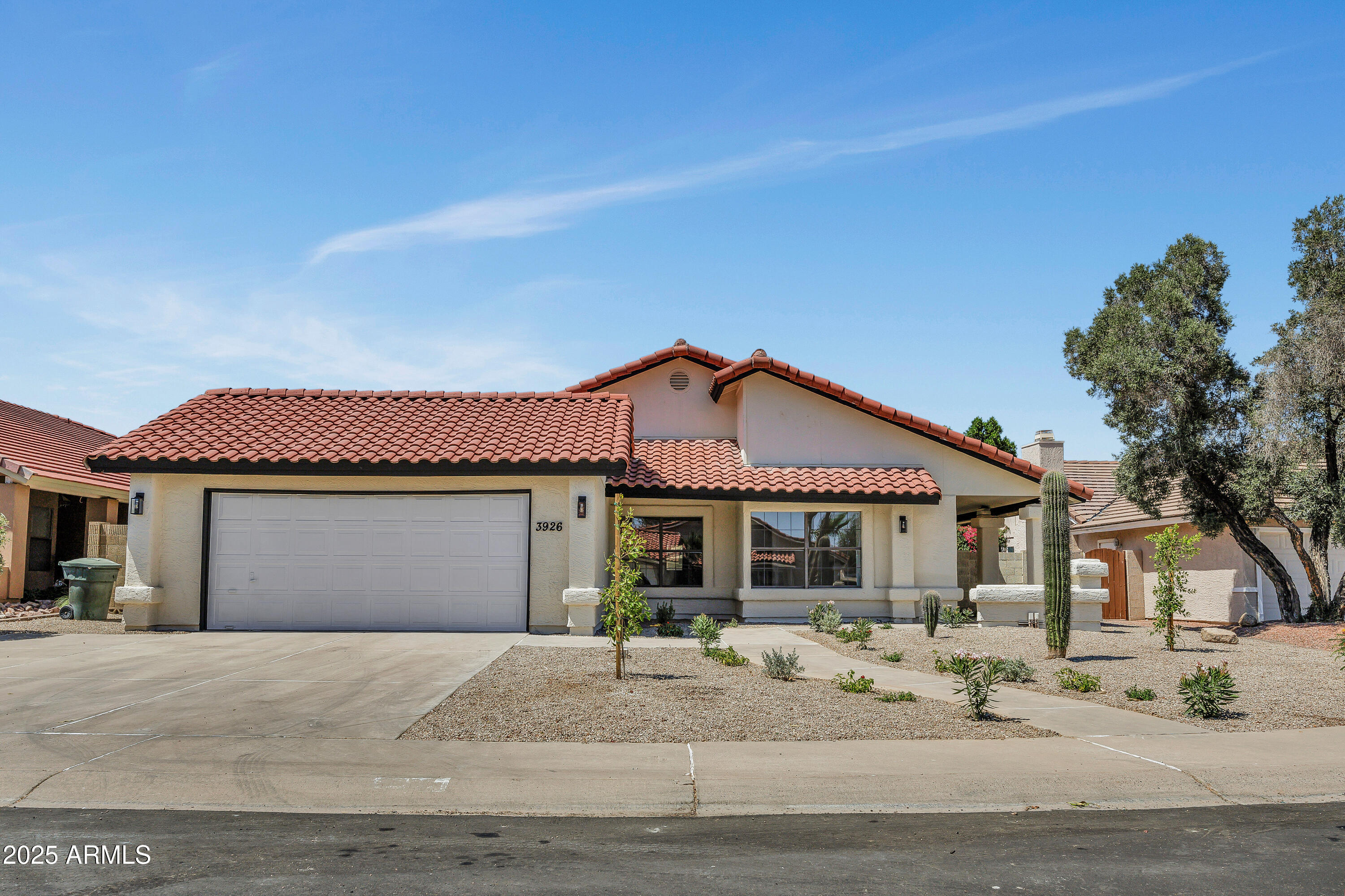 3926 E COCONINO Street