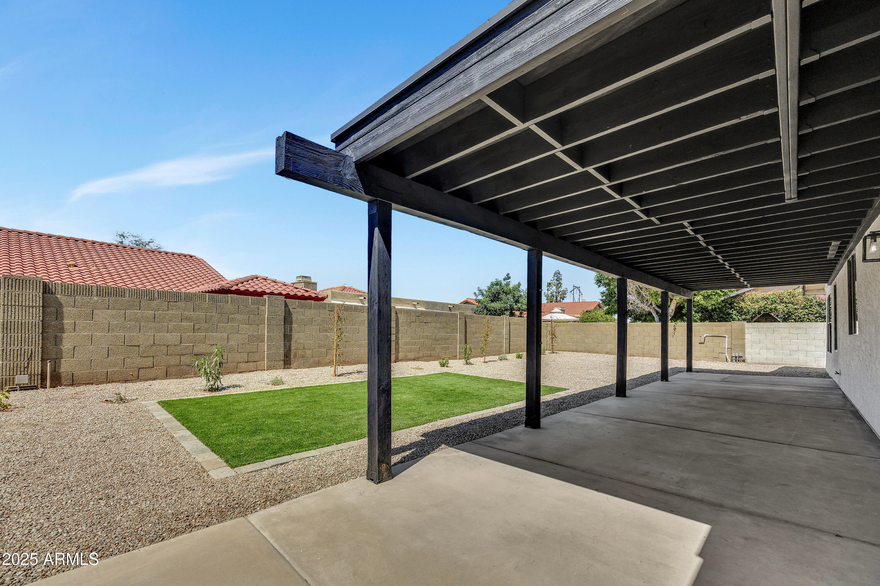 3926 E COCONINO Street