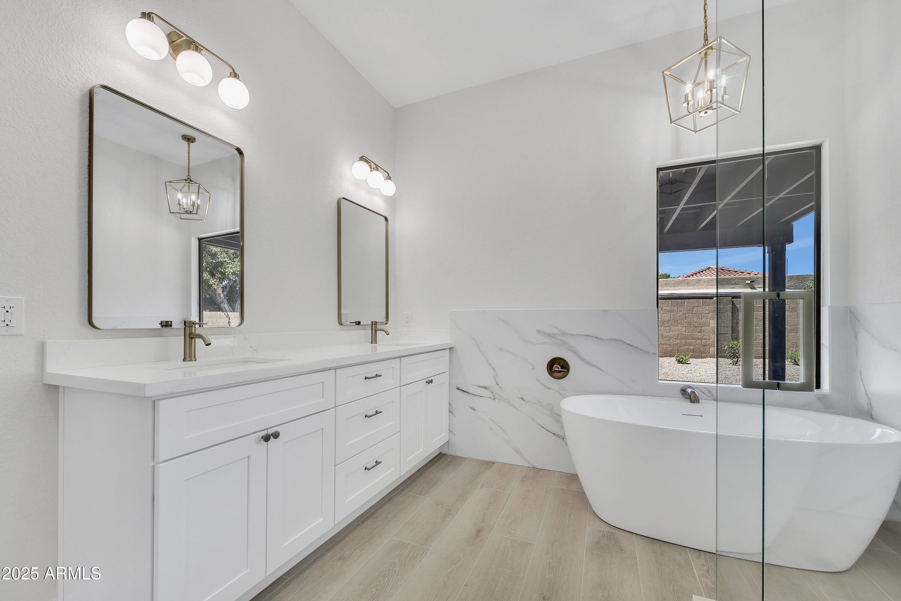 3926 E COCONINO Street