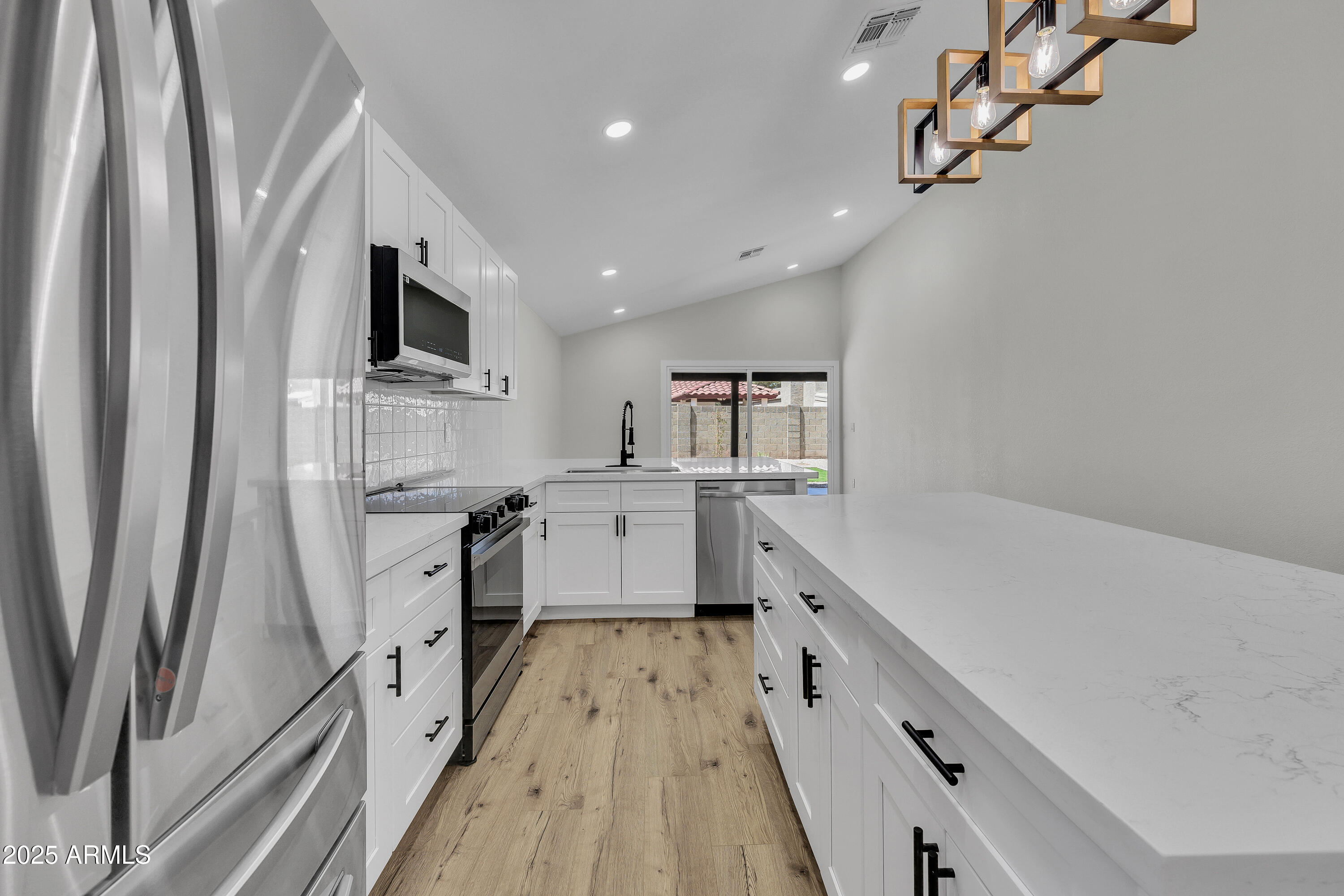 3926 E COCONINO Street