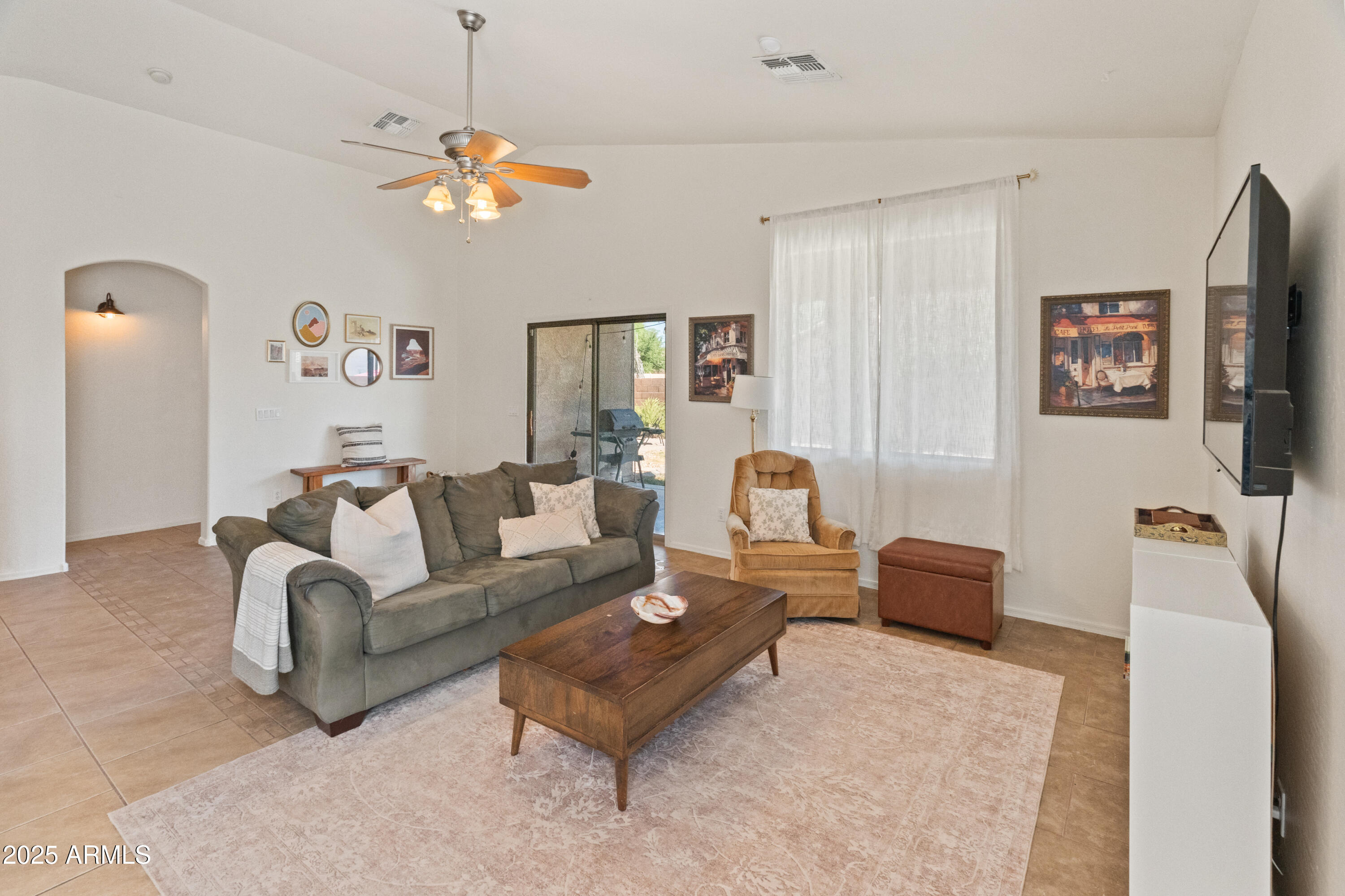 17056 W BRISTOL Lane