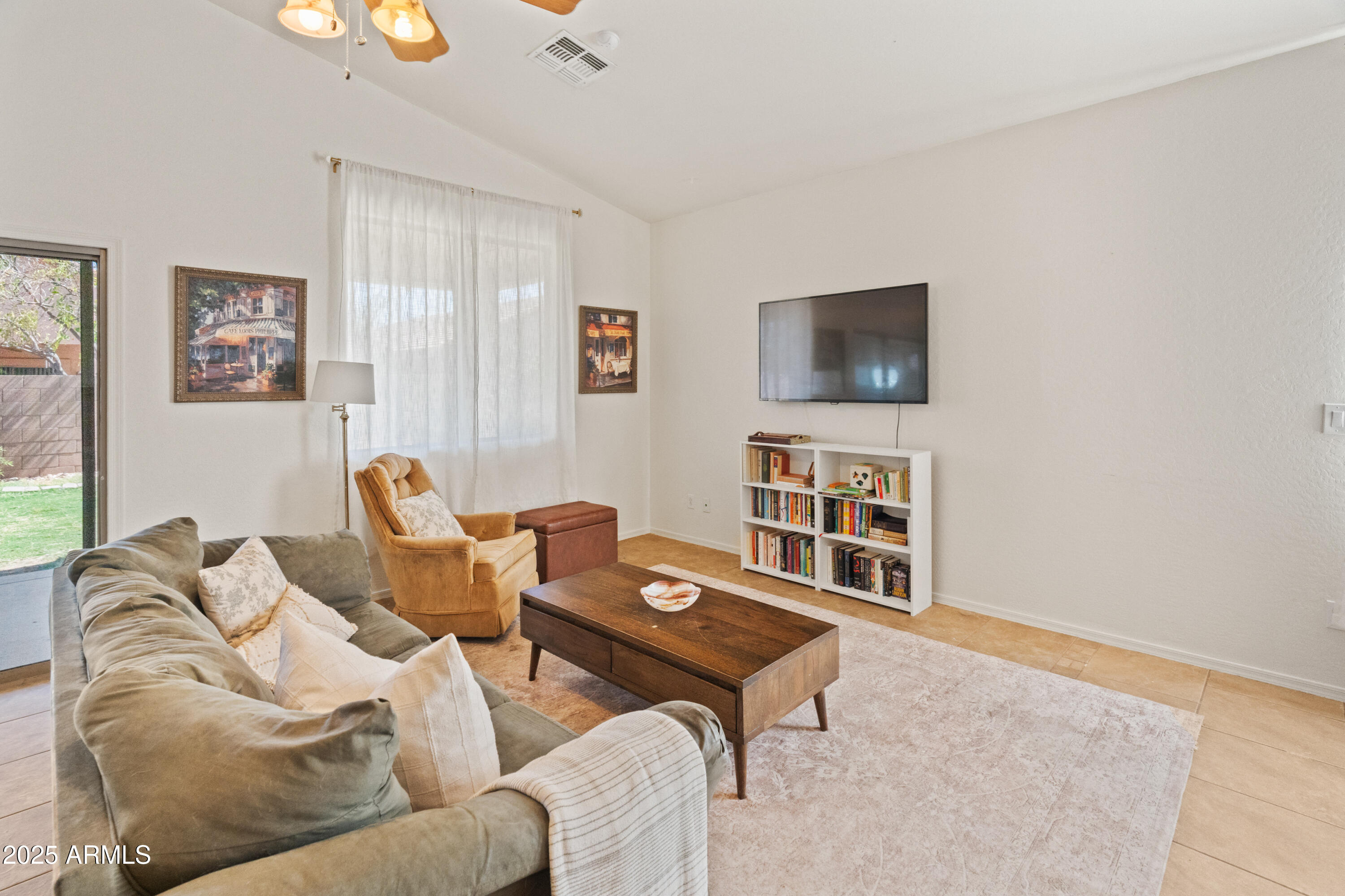 17056 W BRISTOL Lane