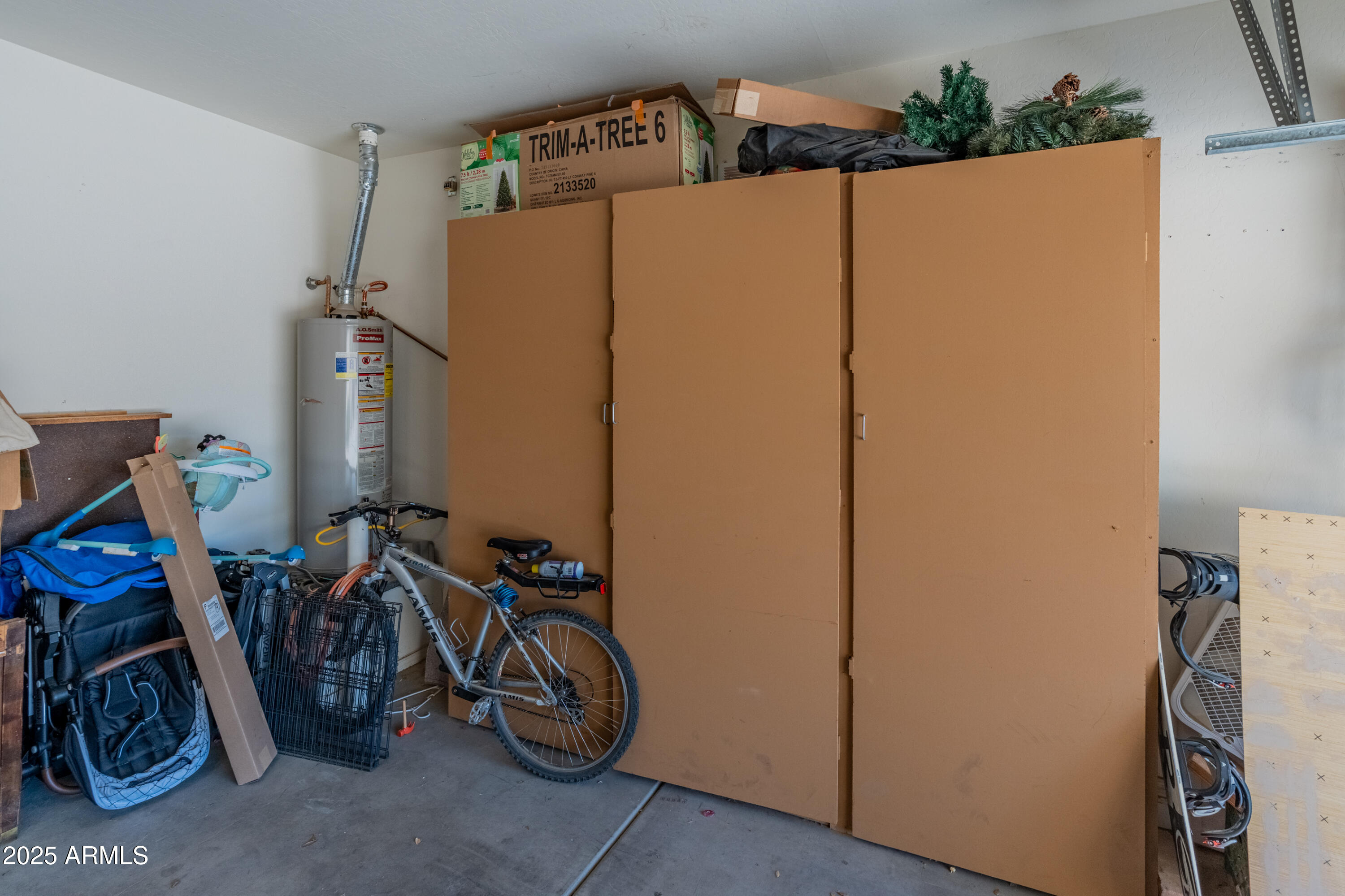 17056 W BRISTOL Lane