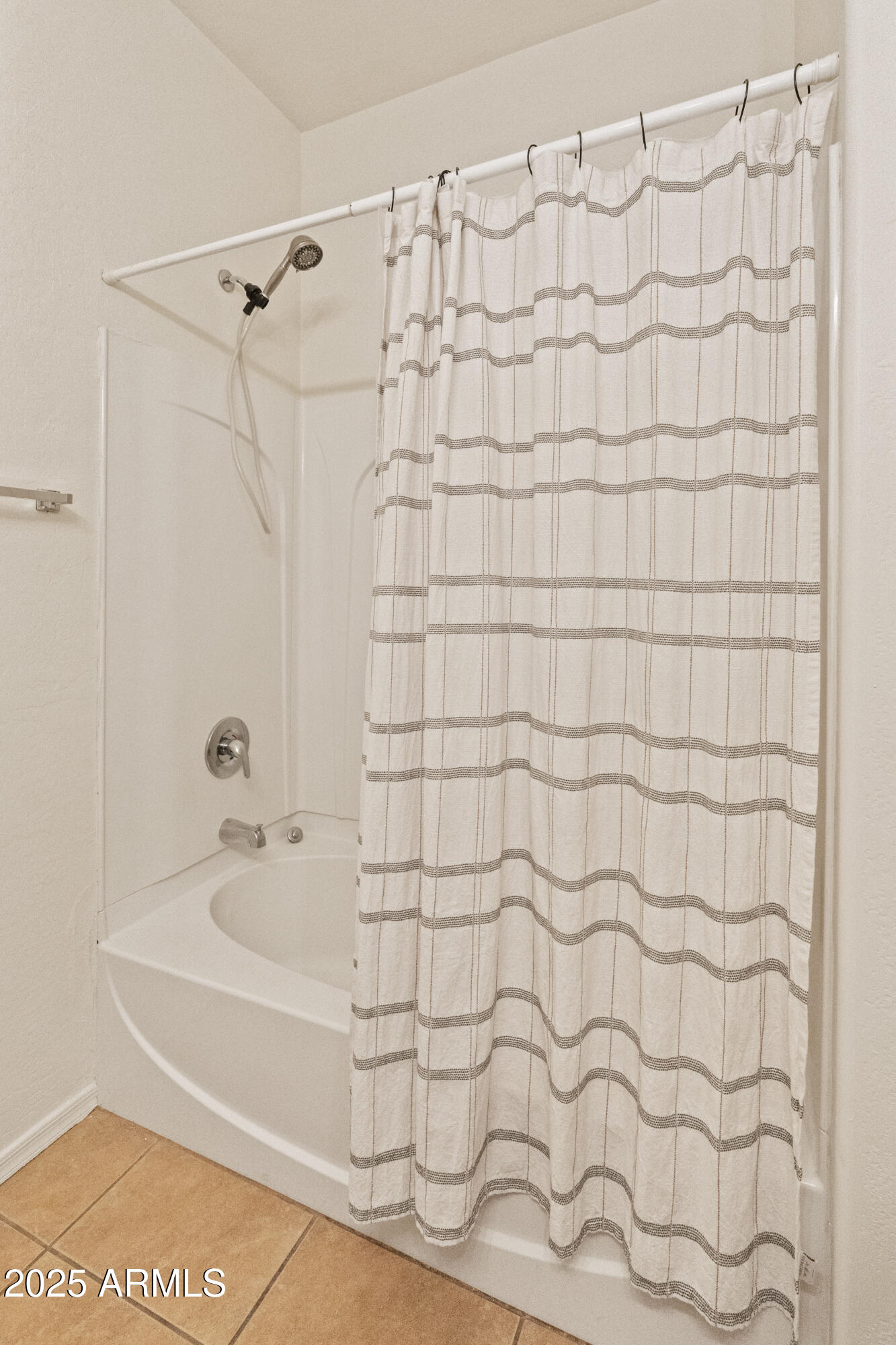 17056 W BRISTOL Lane