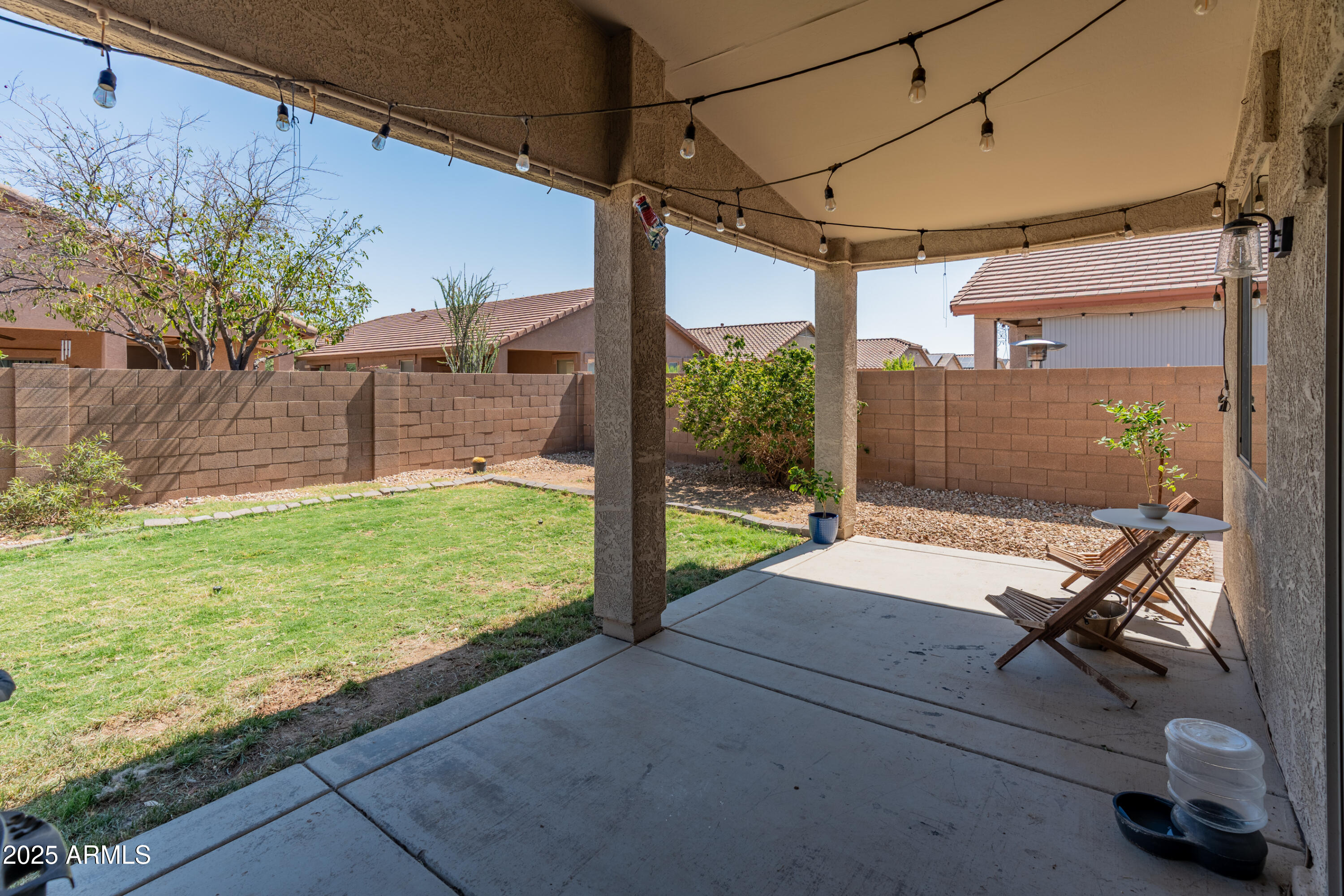 17056 W BRISTOL Lane