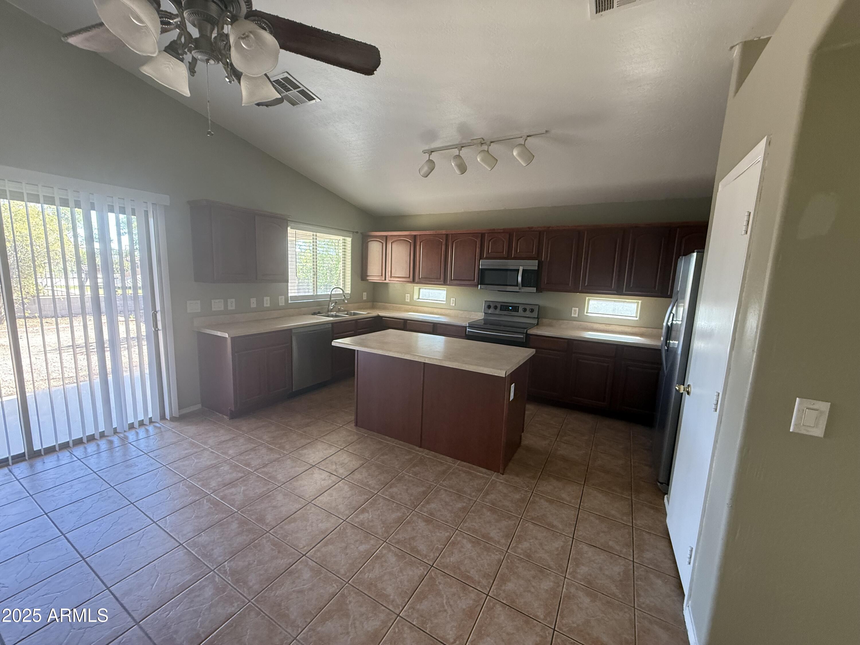 24133 W TONTO Street