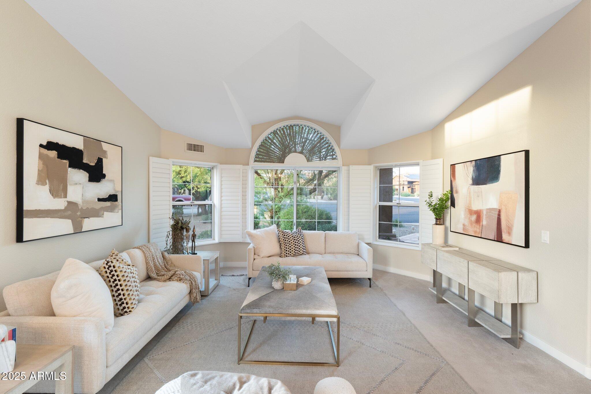 4914 E WINDSTONE Trail