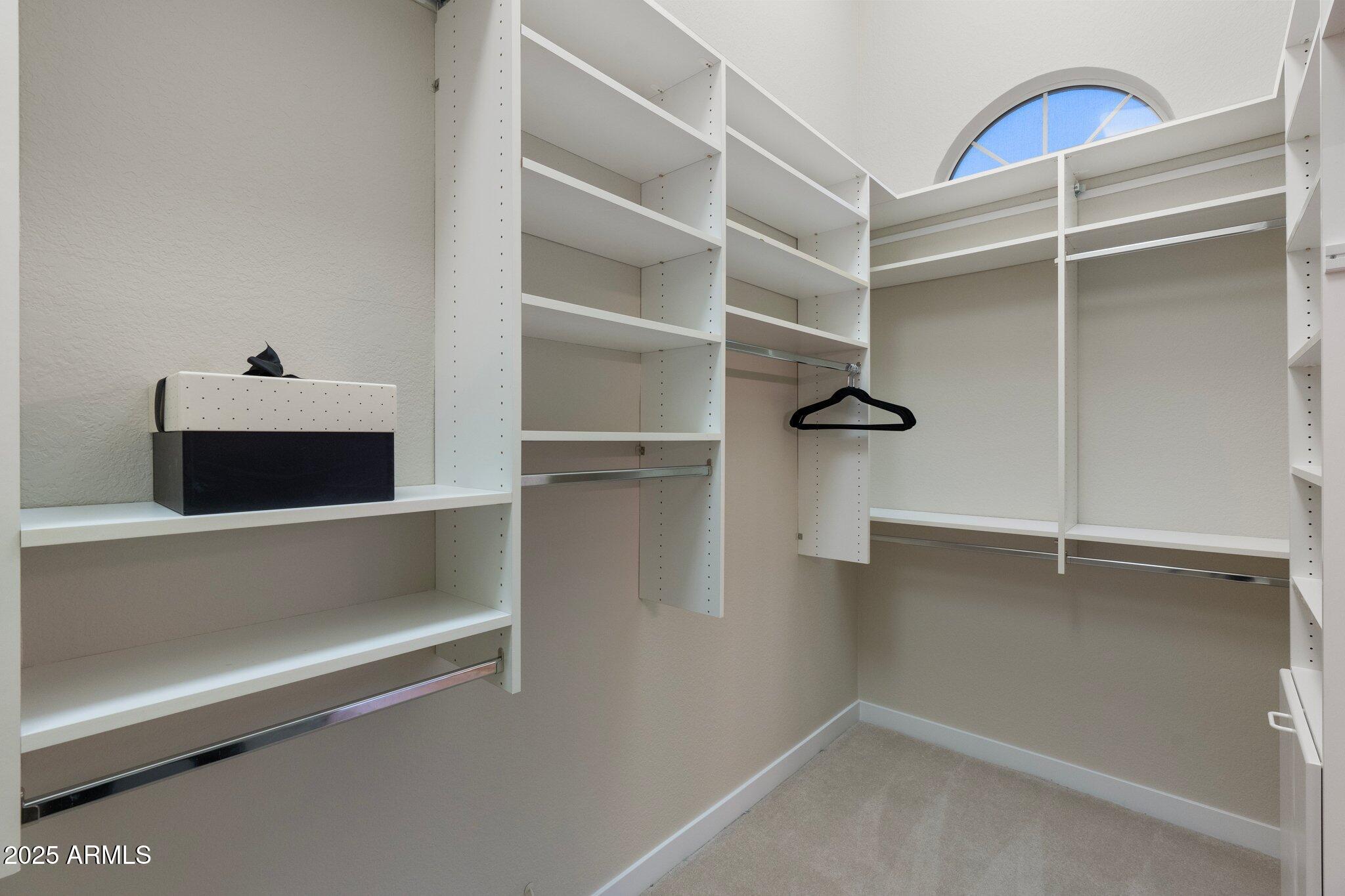 4914 E WINDSTONE Trail