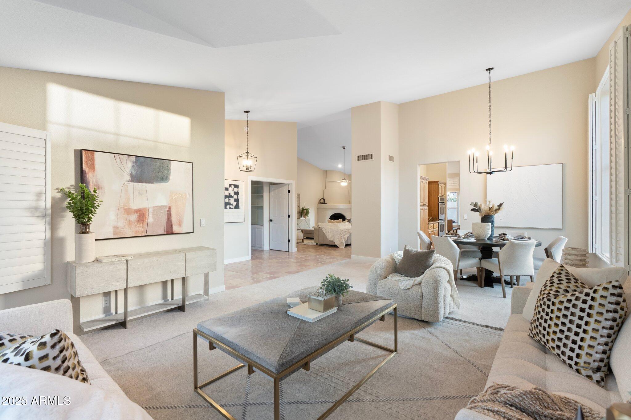 4914 E WINDSTONE Trail