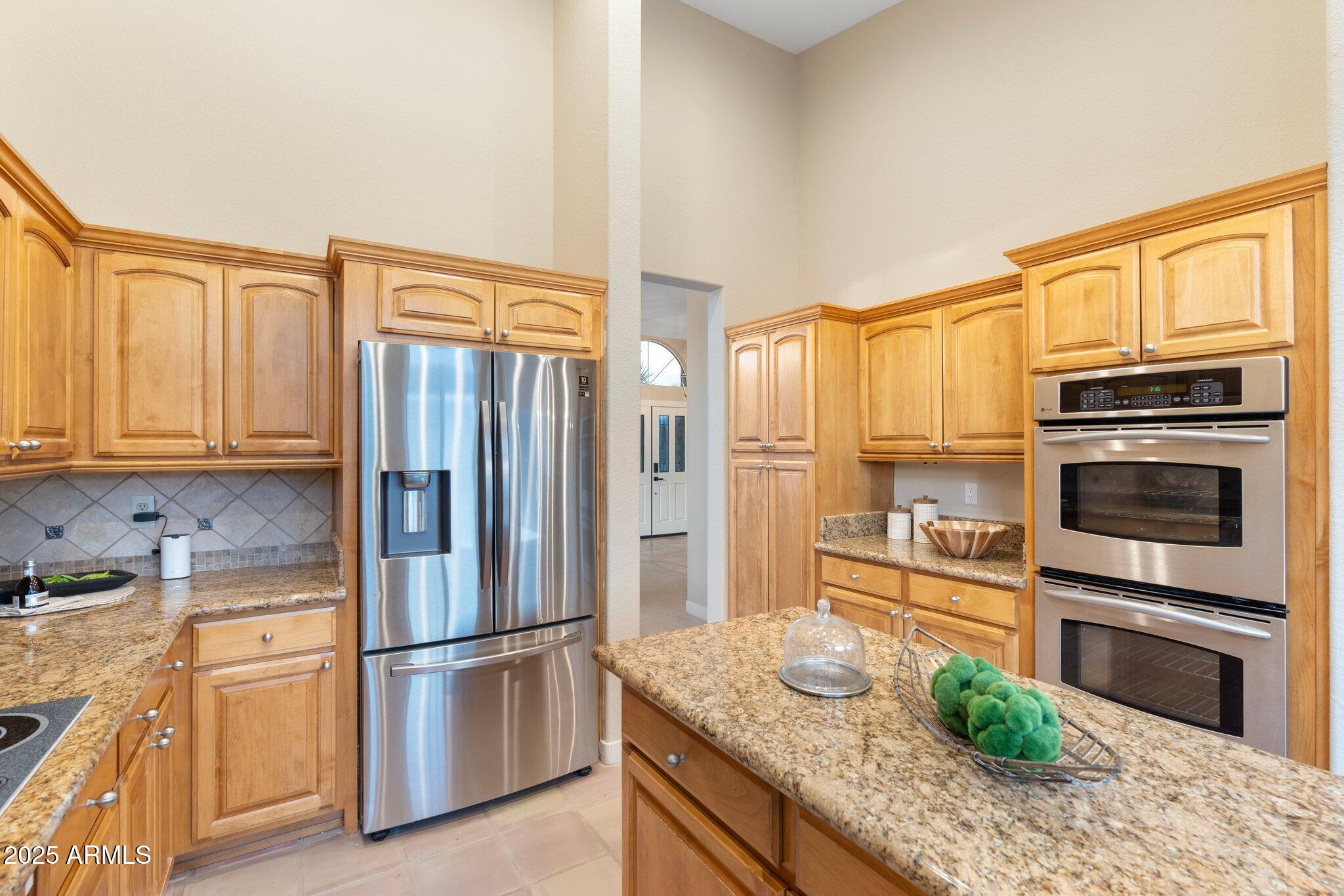 4914 E WINDSTONE Trail