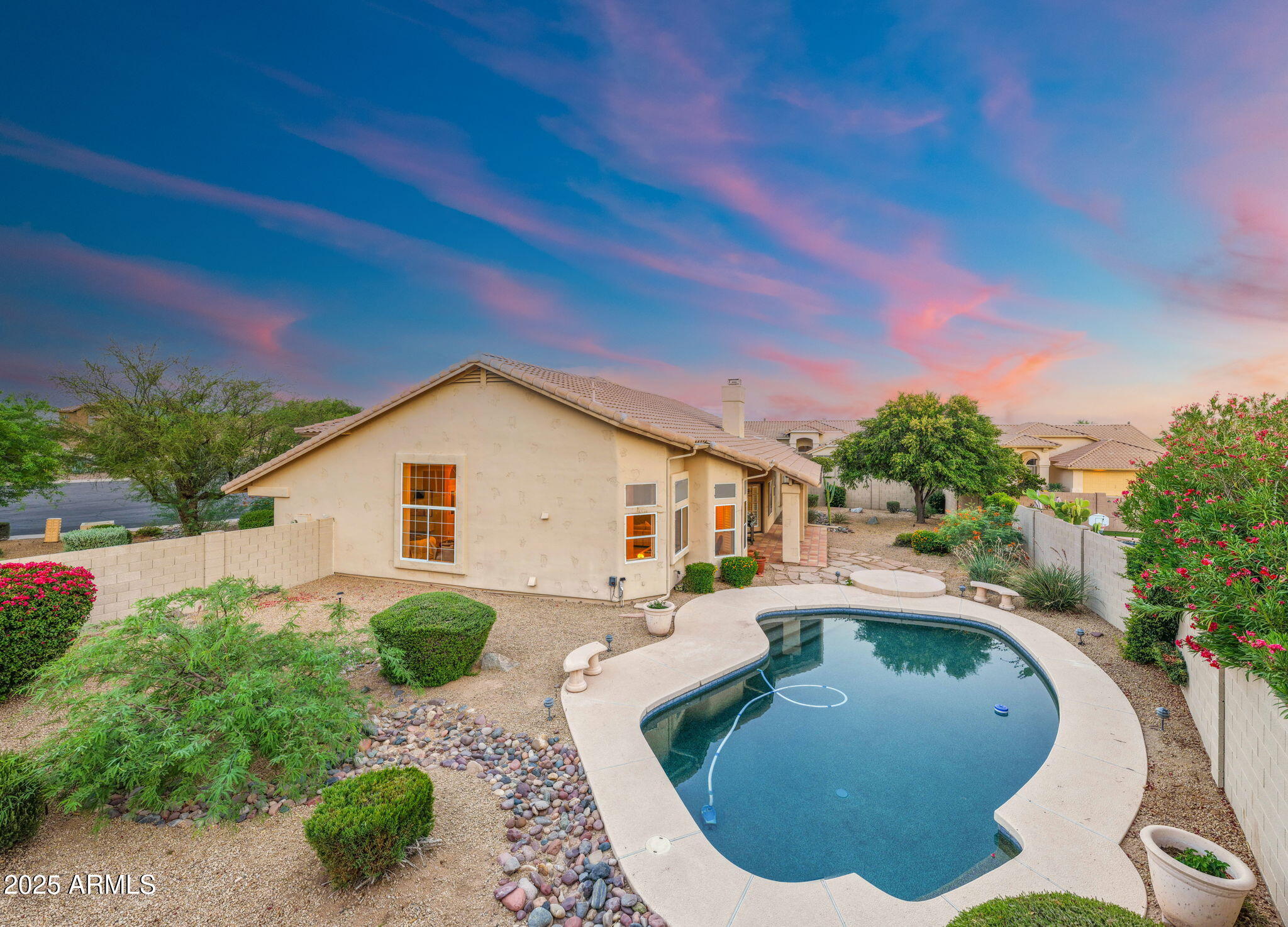 4914 E WINDSTONE Trail