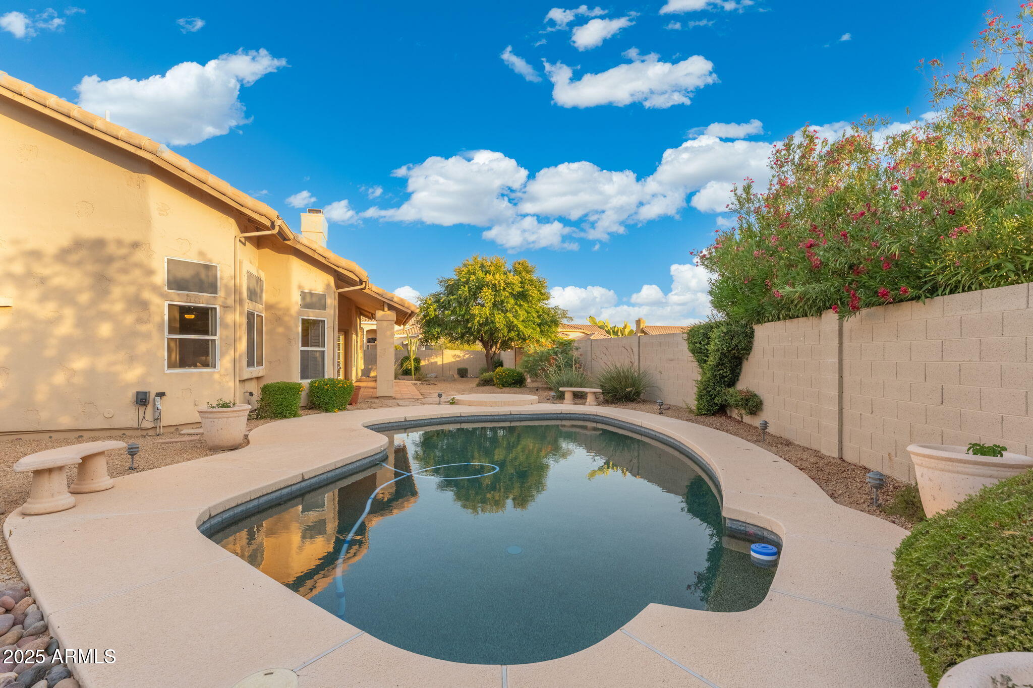 4914 E WINDSTONE Trail