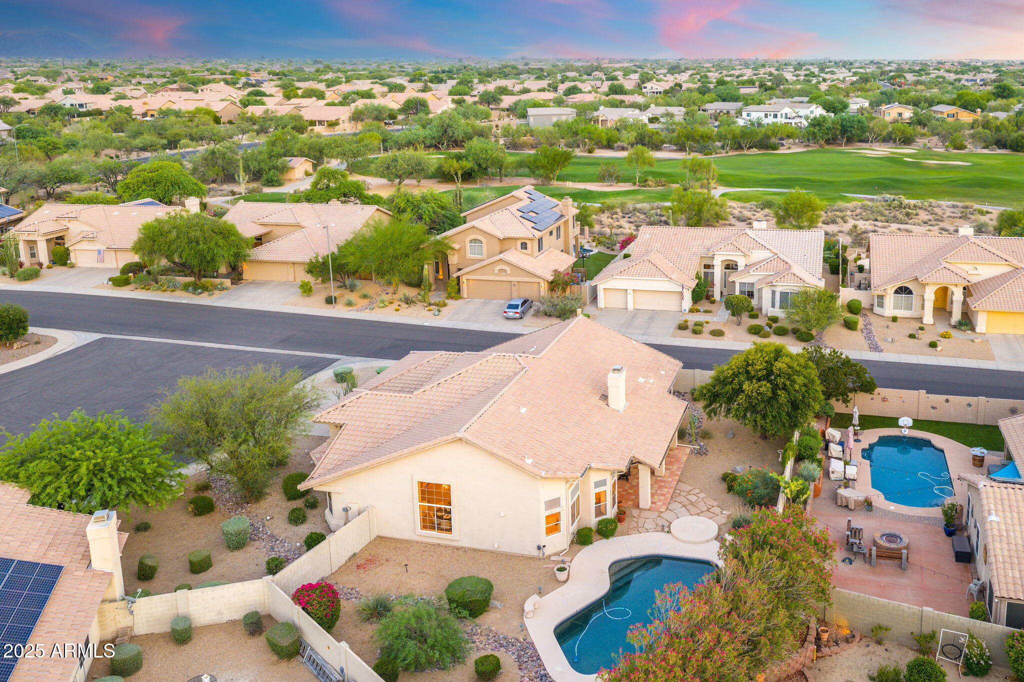 4914 E WINDSTONE Trail