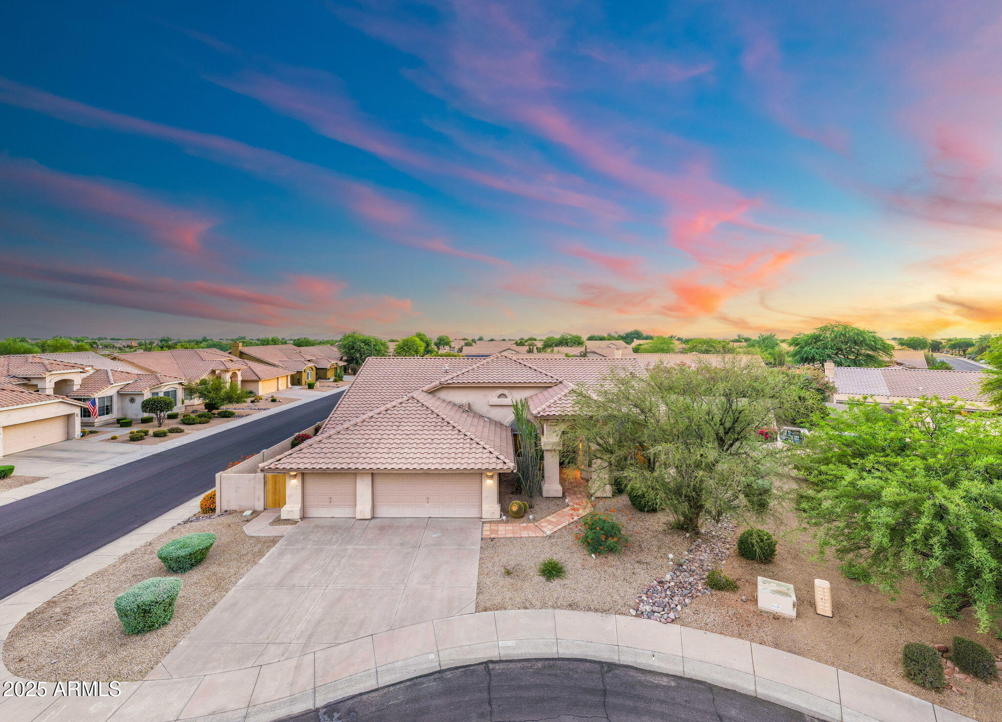 4914 E WINDSTONE Trail