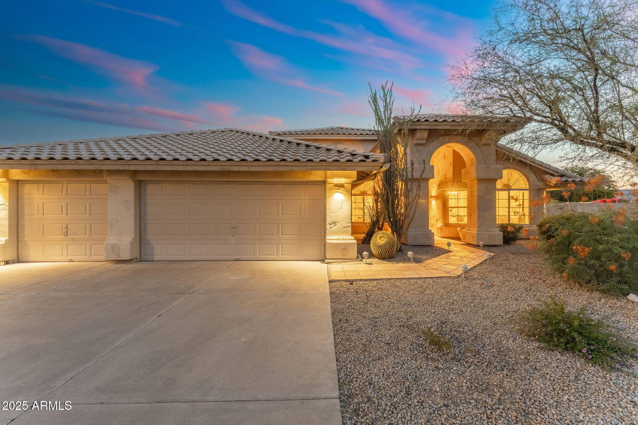 4914 E WINDSTONE Trail