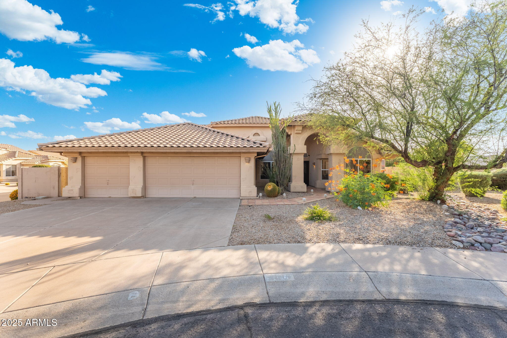 4914 E WINDSTONE Trail