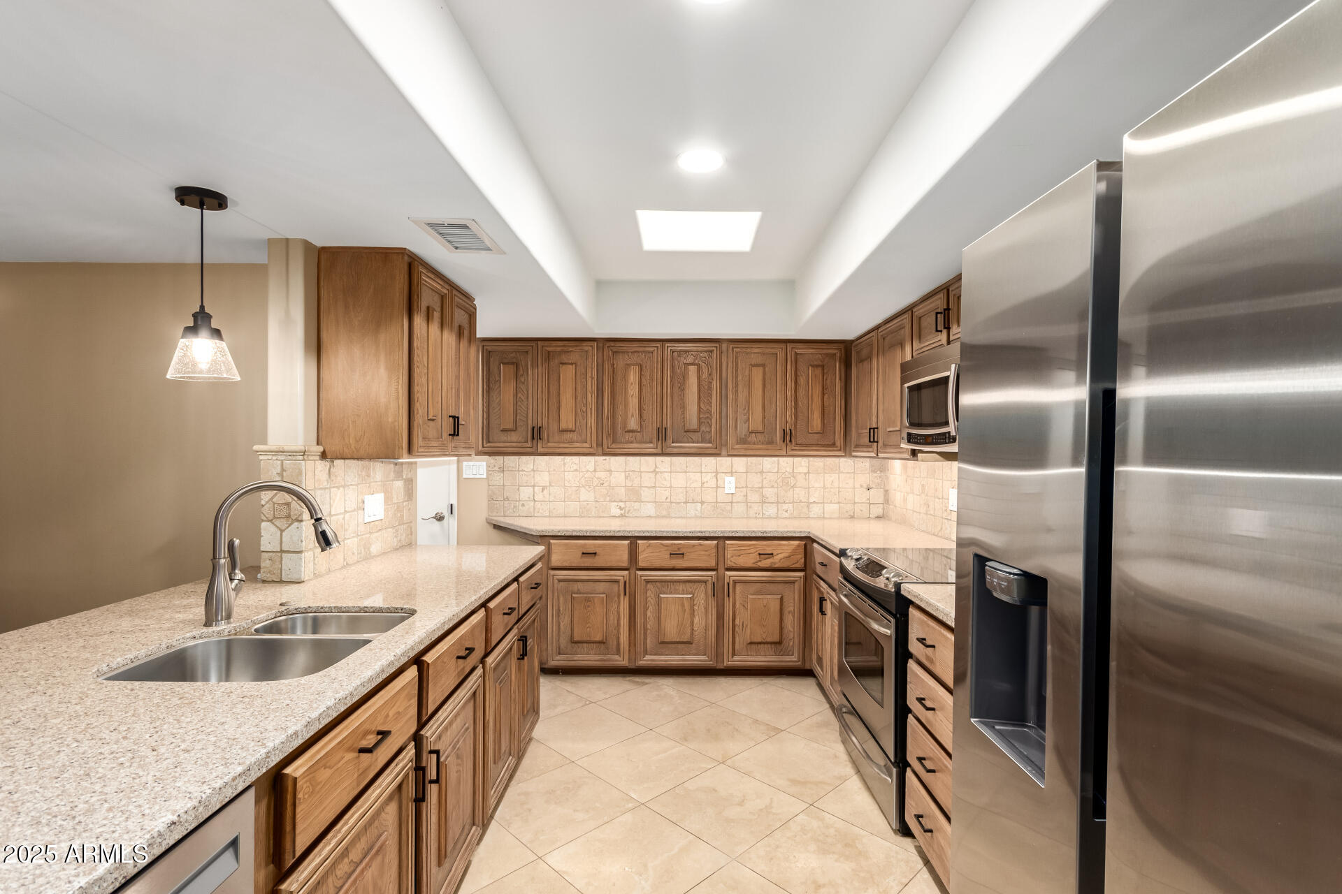 7542 N VIA CAMELLO DEL SUR