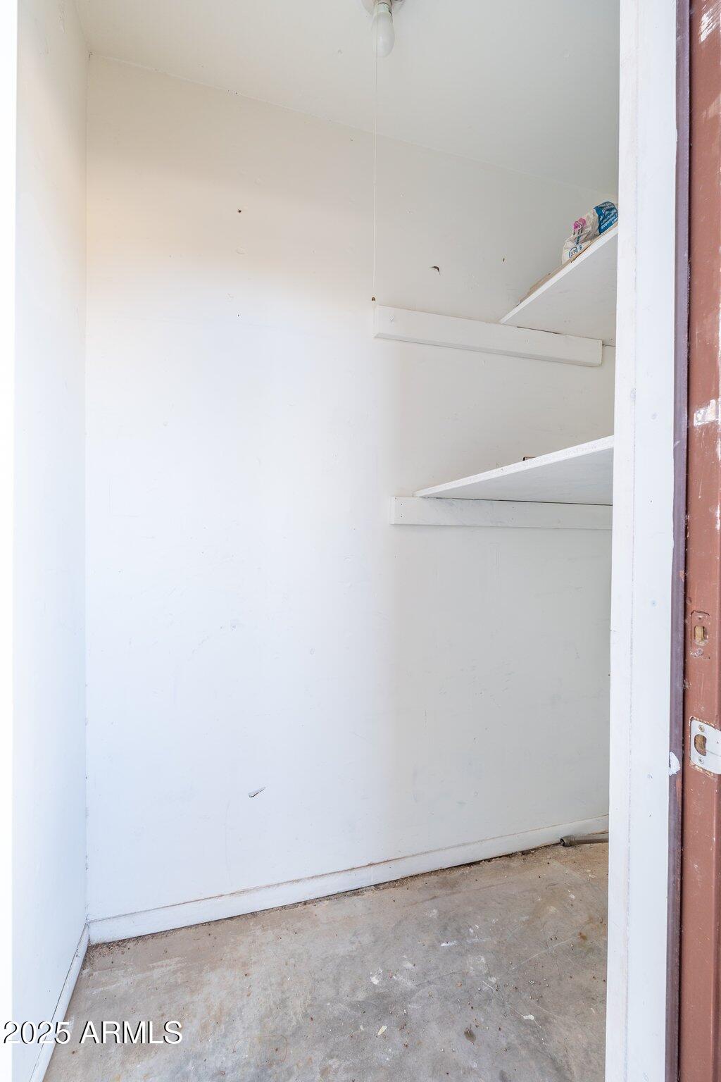 925 N COLLEGE Avenue, E119