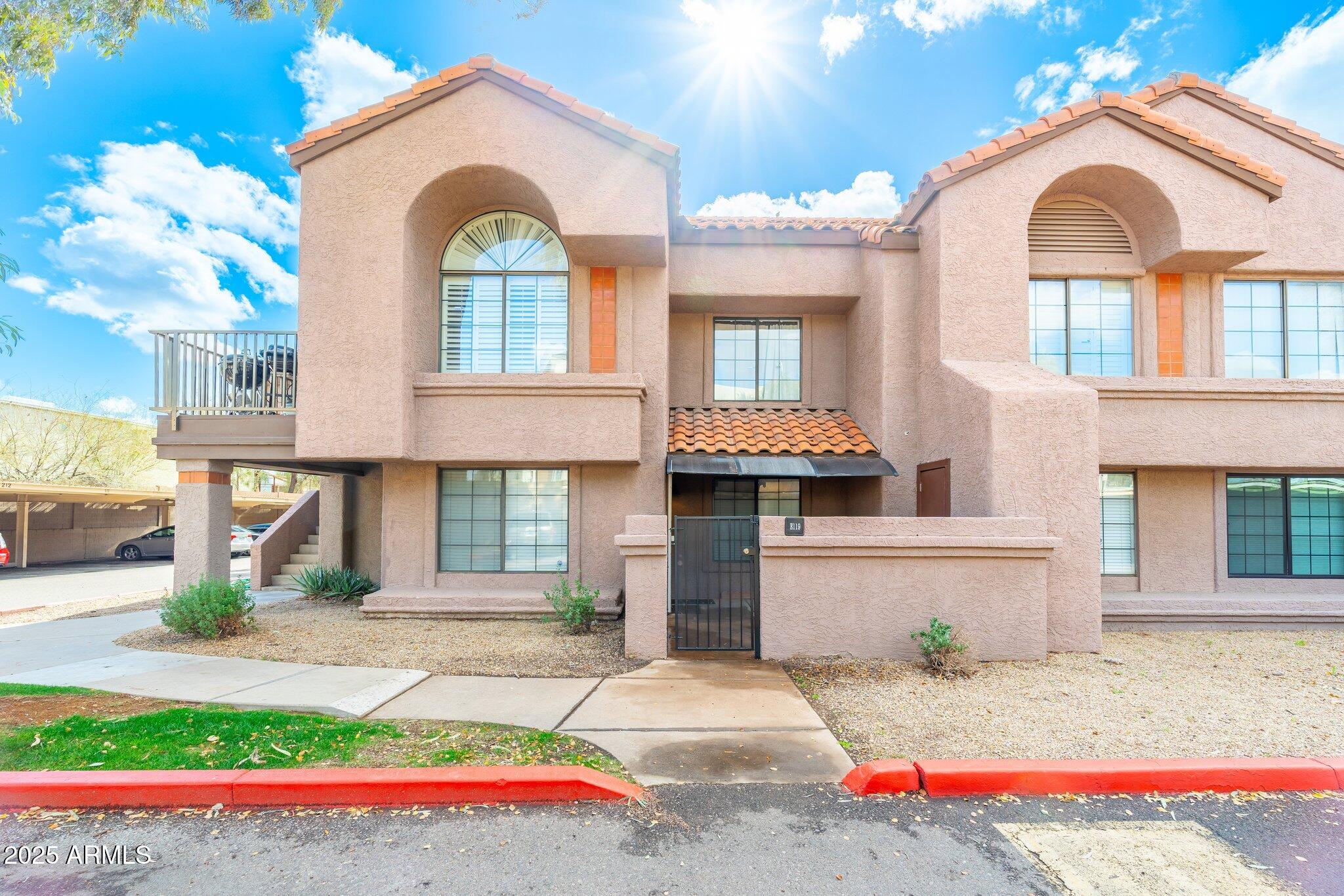 925 N COLLEGE Avenue, E119