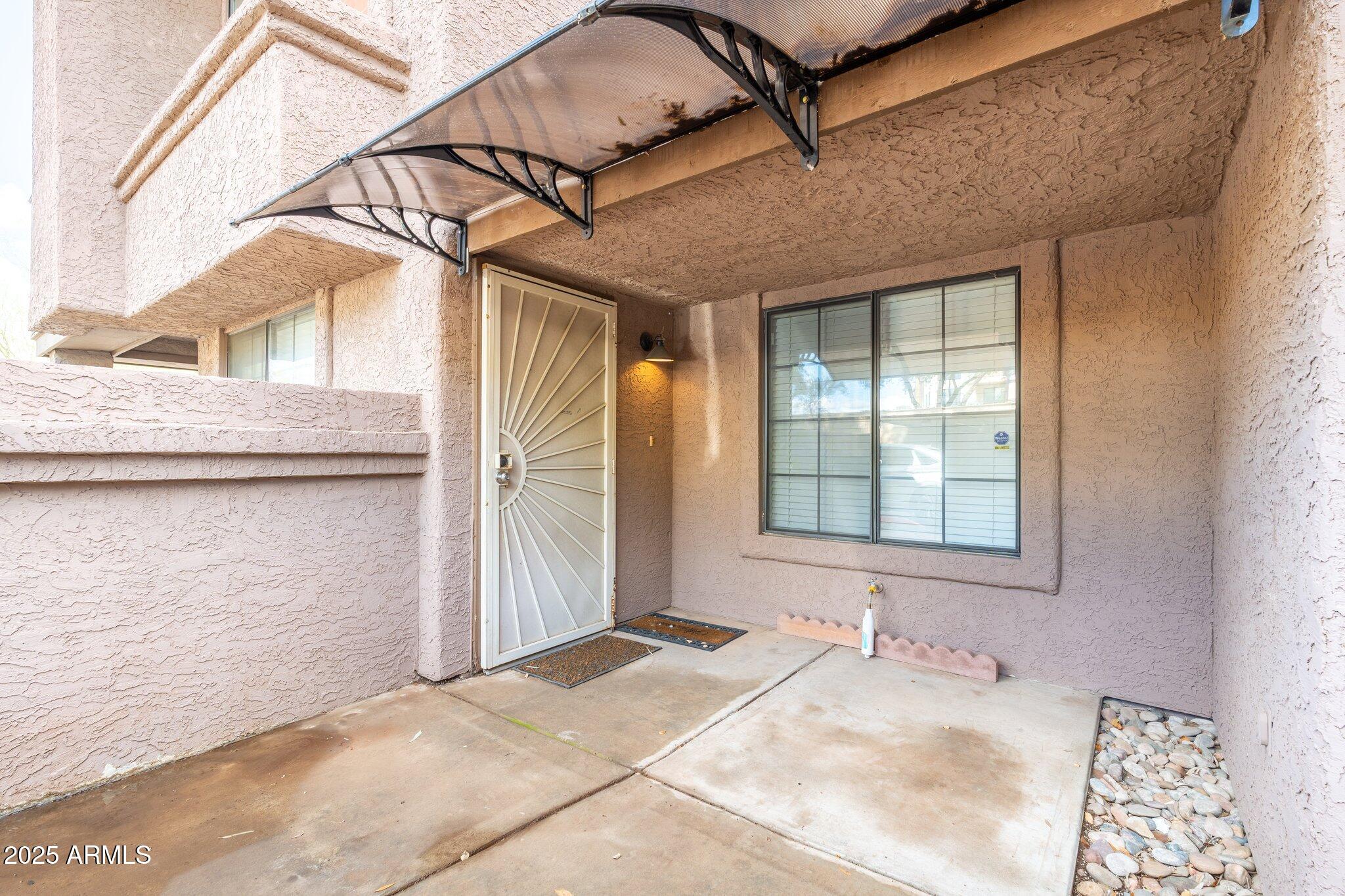 925 N COLLEGE Avenue, E119