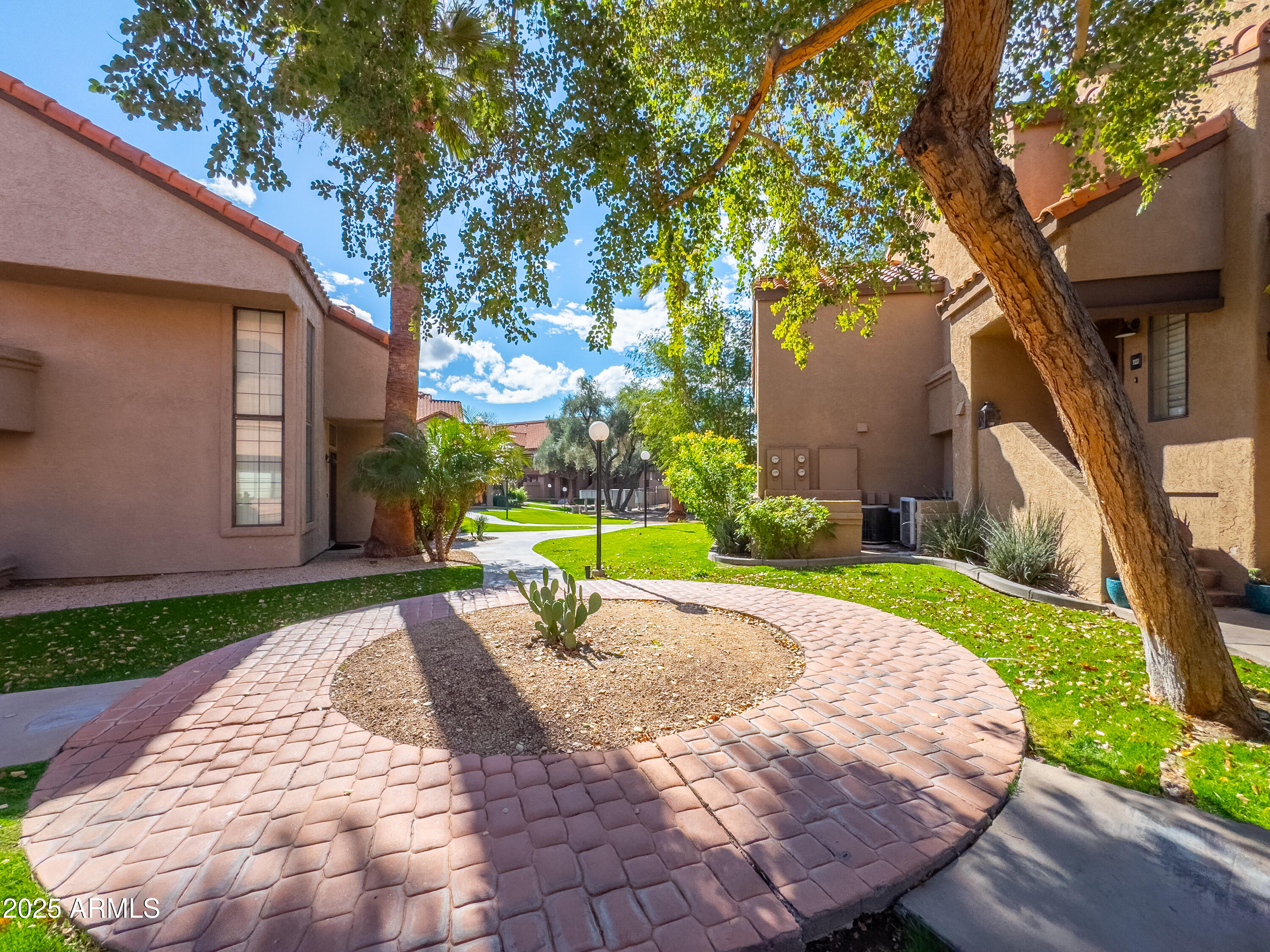 925 N COLLEGE Avenue, E119