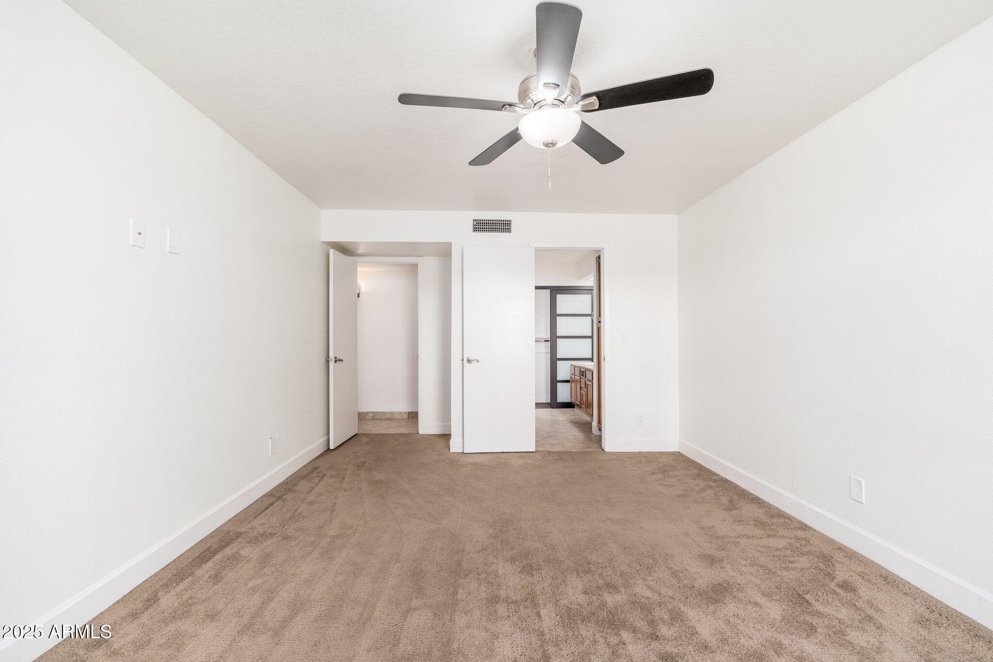 925 N COLLEGE Avenue, E119