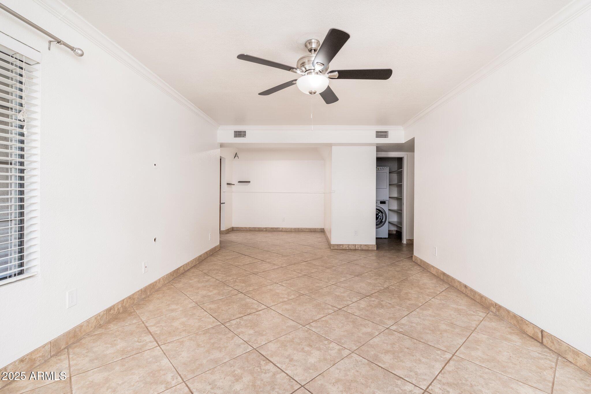 925 N COLLEGE Avenue, E119