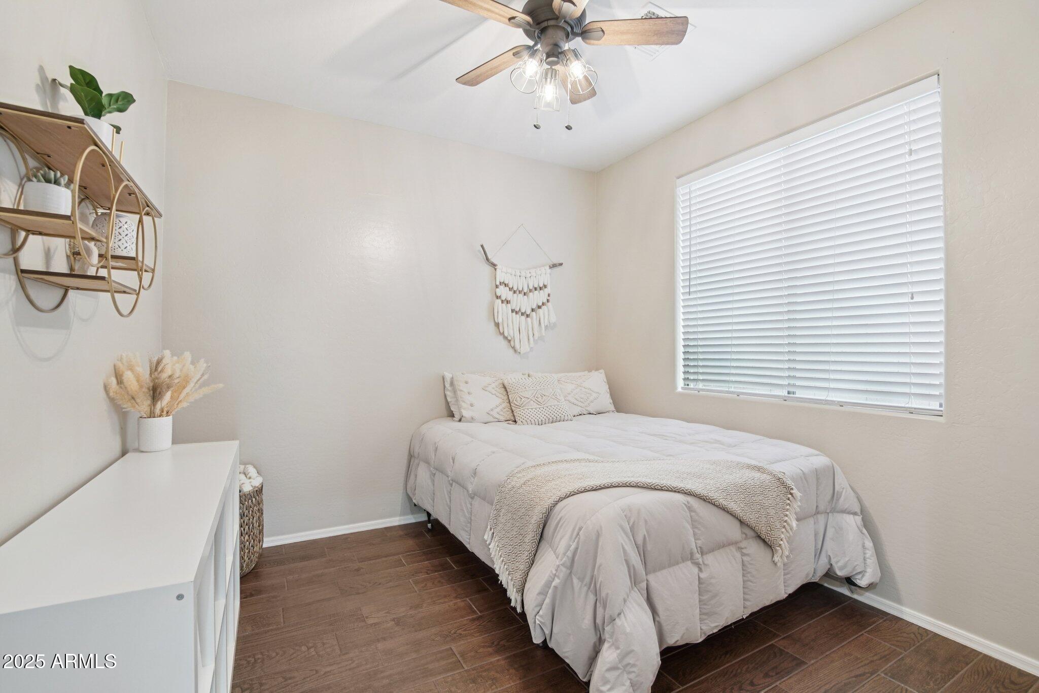 4524 W STONEMAN Drive