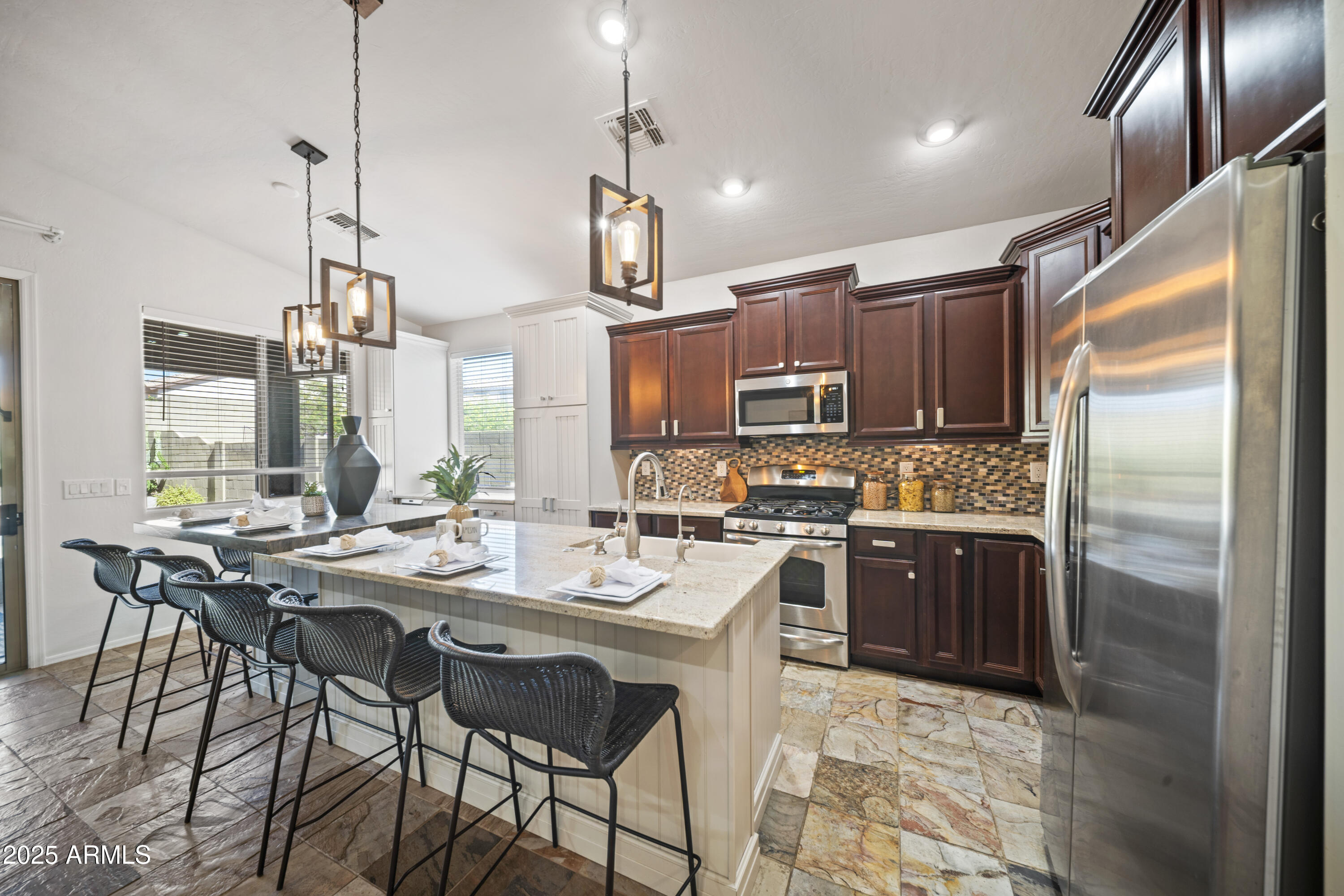 4524 W STONEMAN Drive