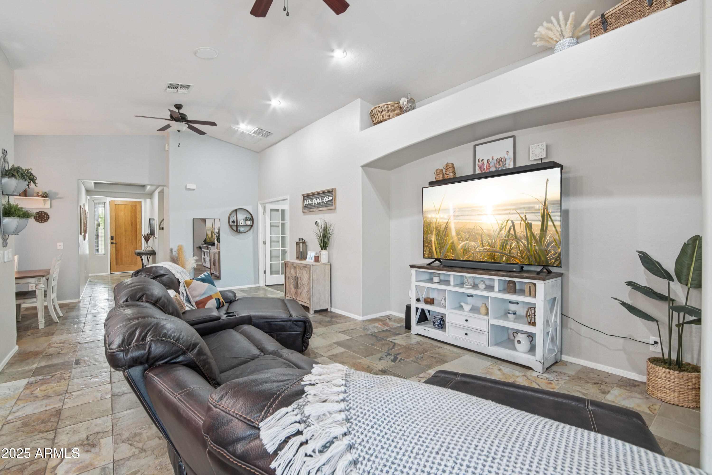 4524 W STONEMAN Drive