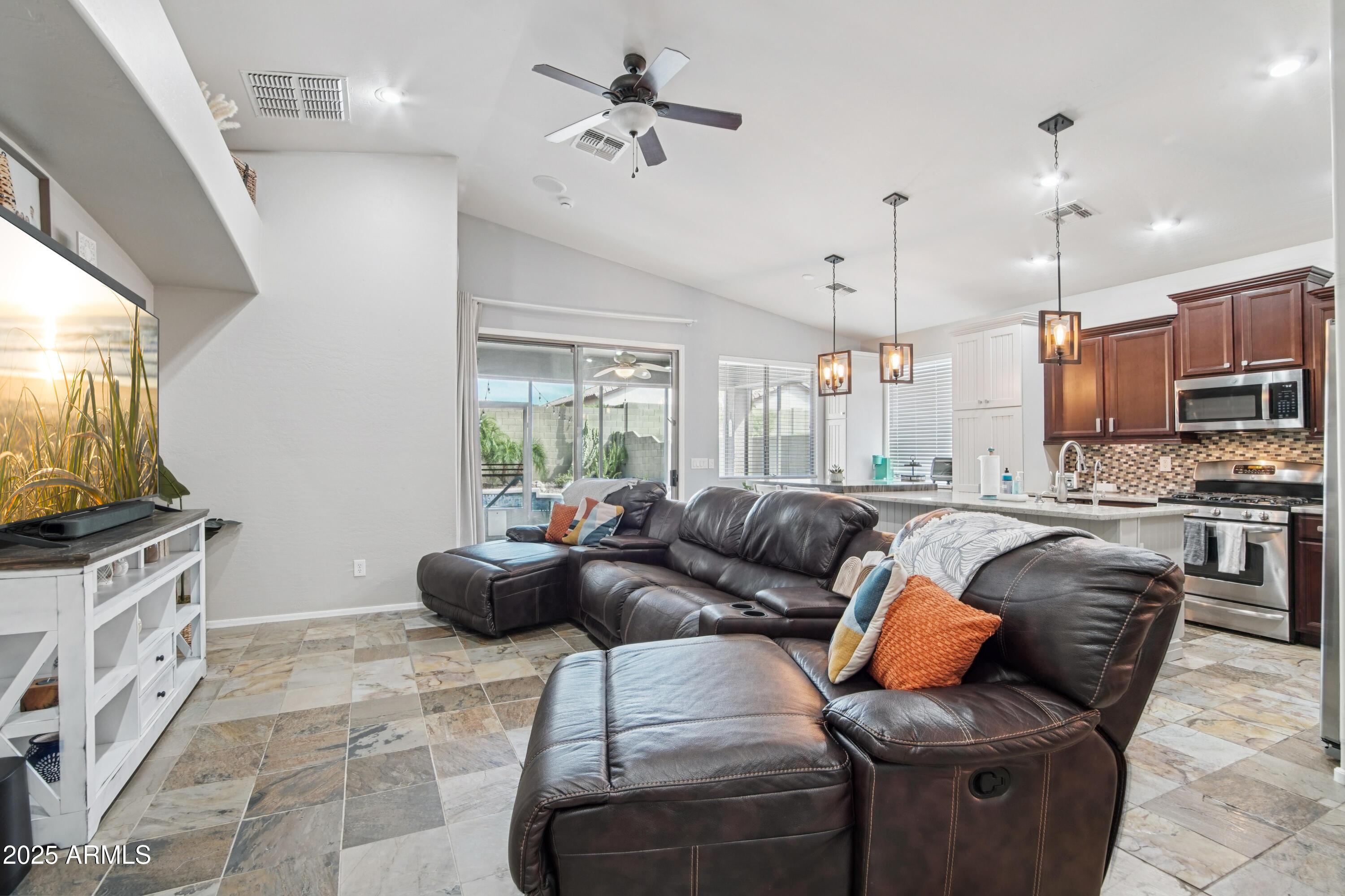4524 W STONEMAN Drive
