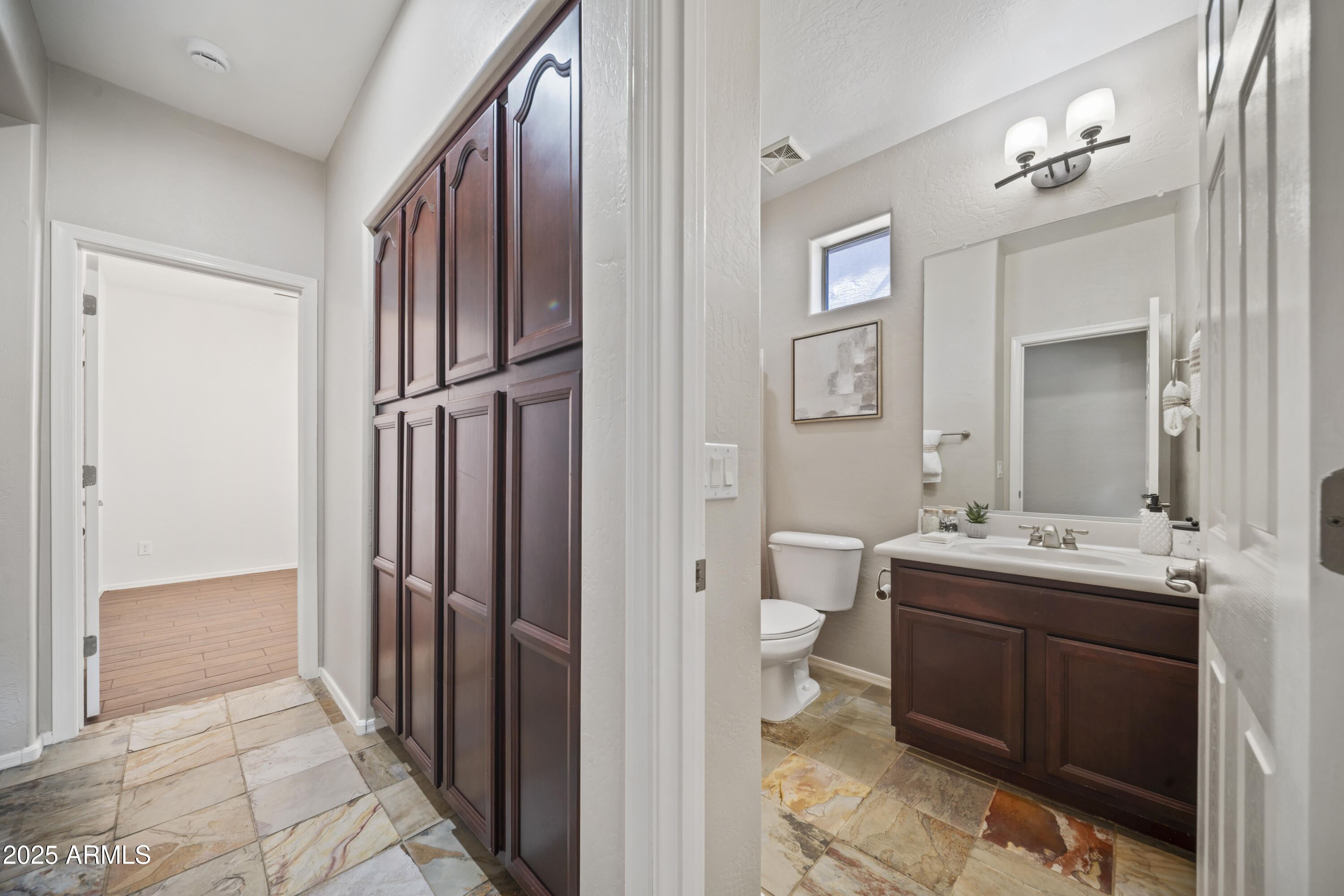 4524 W STONEMAN Drive