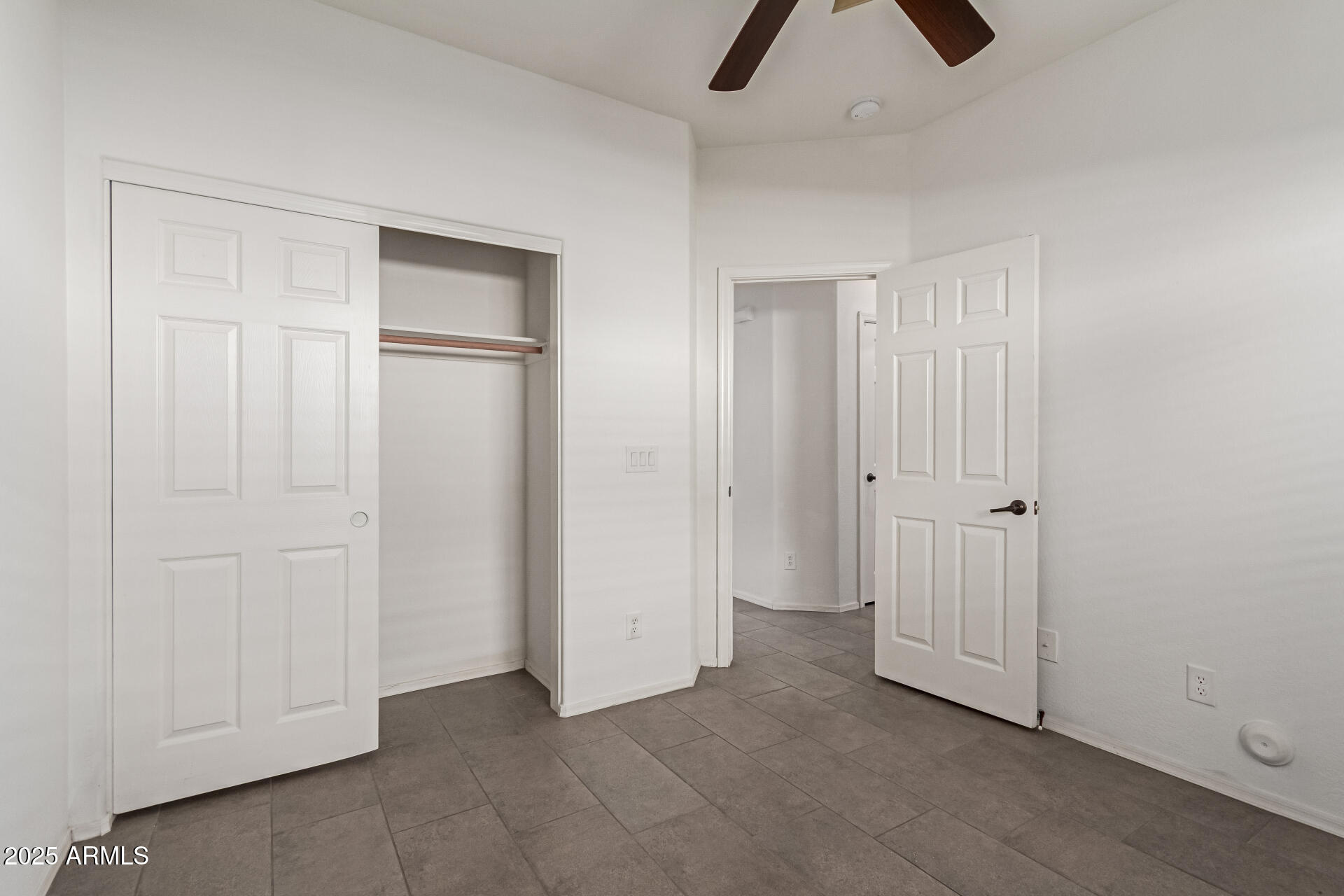 328 W DRAGON TREE Avenue