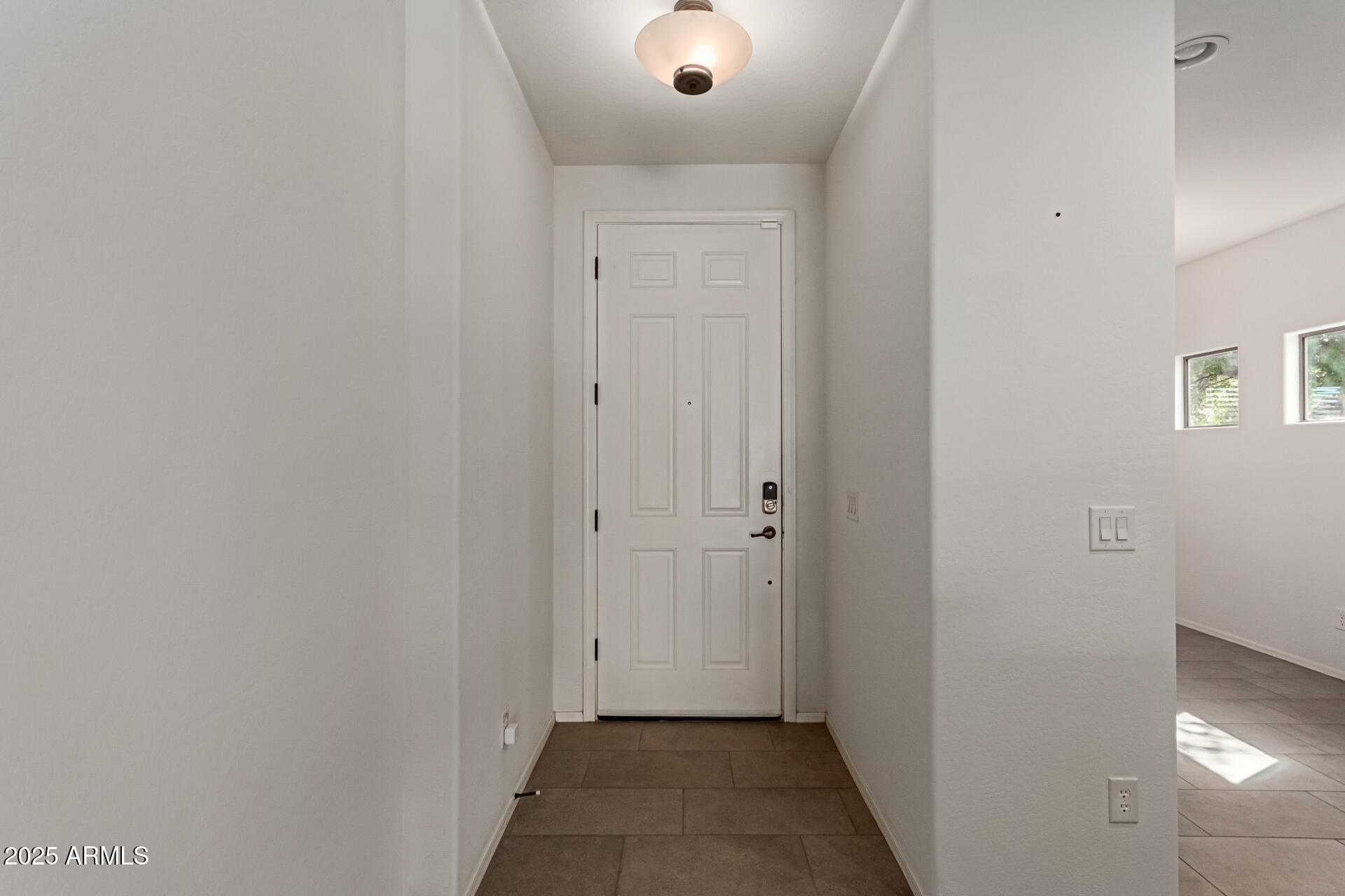 328 W DRAGON TREE Avenue