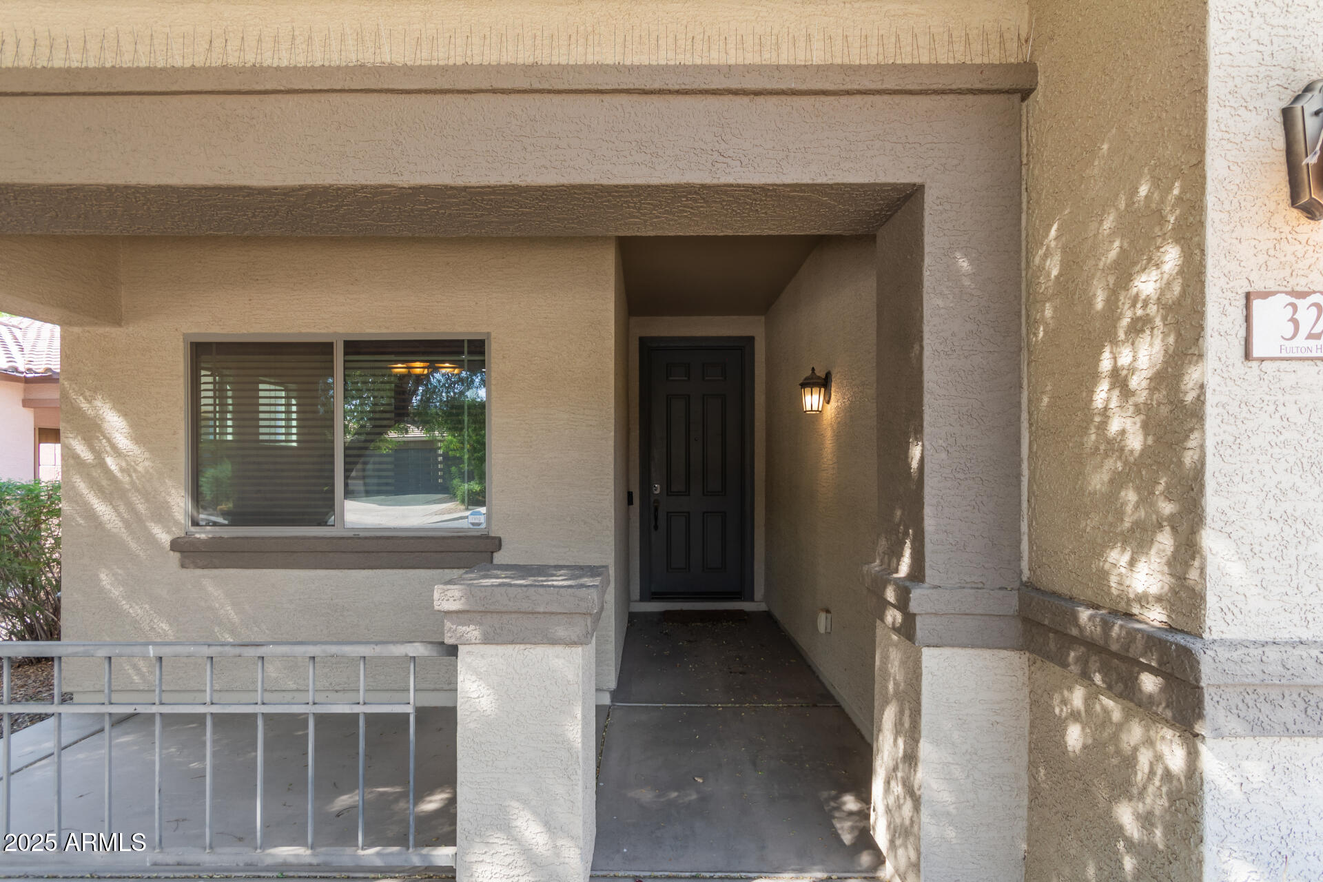 328 W DRAGON TREE Avenue