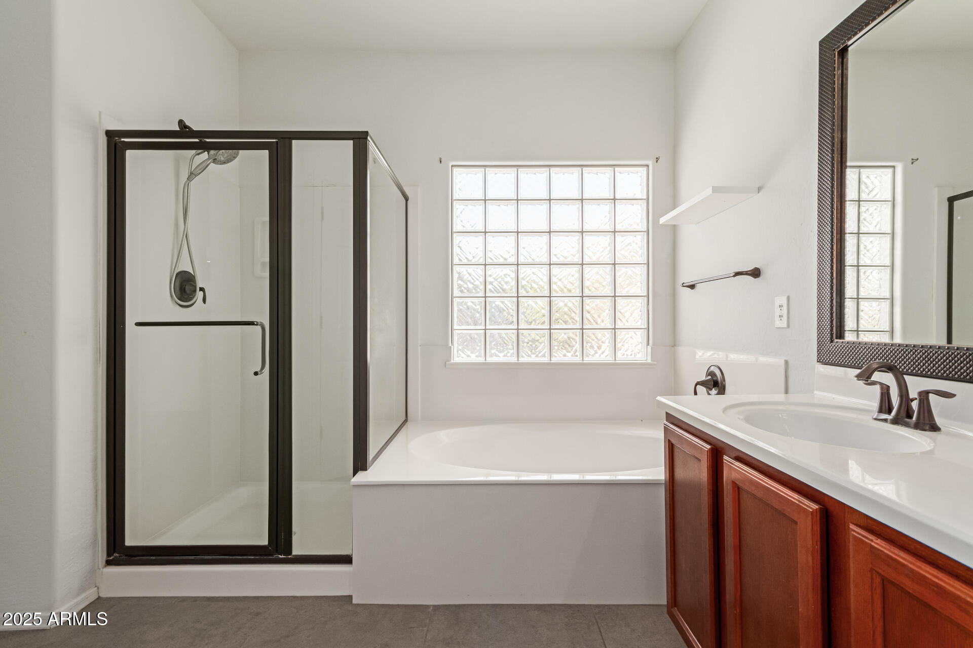 328 W DRAGON TREE Avenue